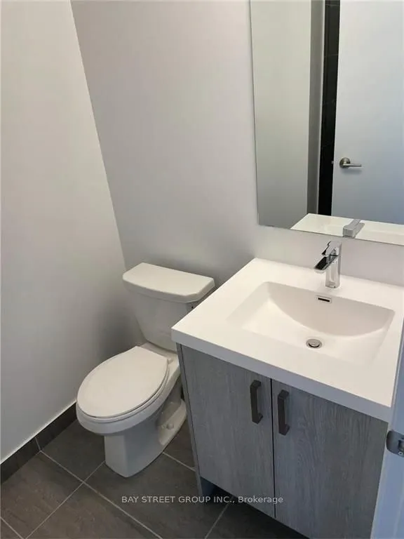 77 Mutual Street, #2504