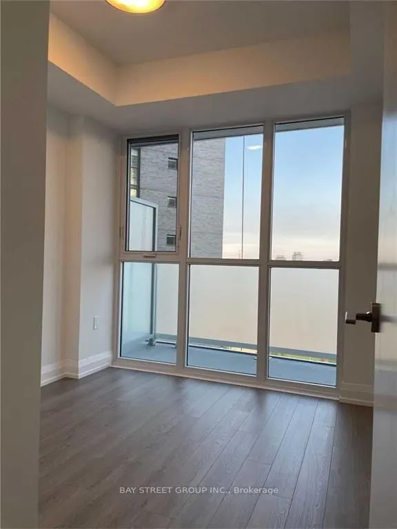 77 Mutual Street, #2504