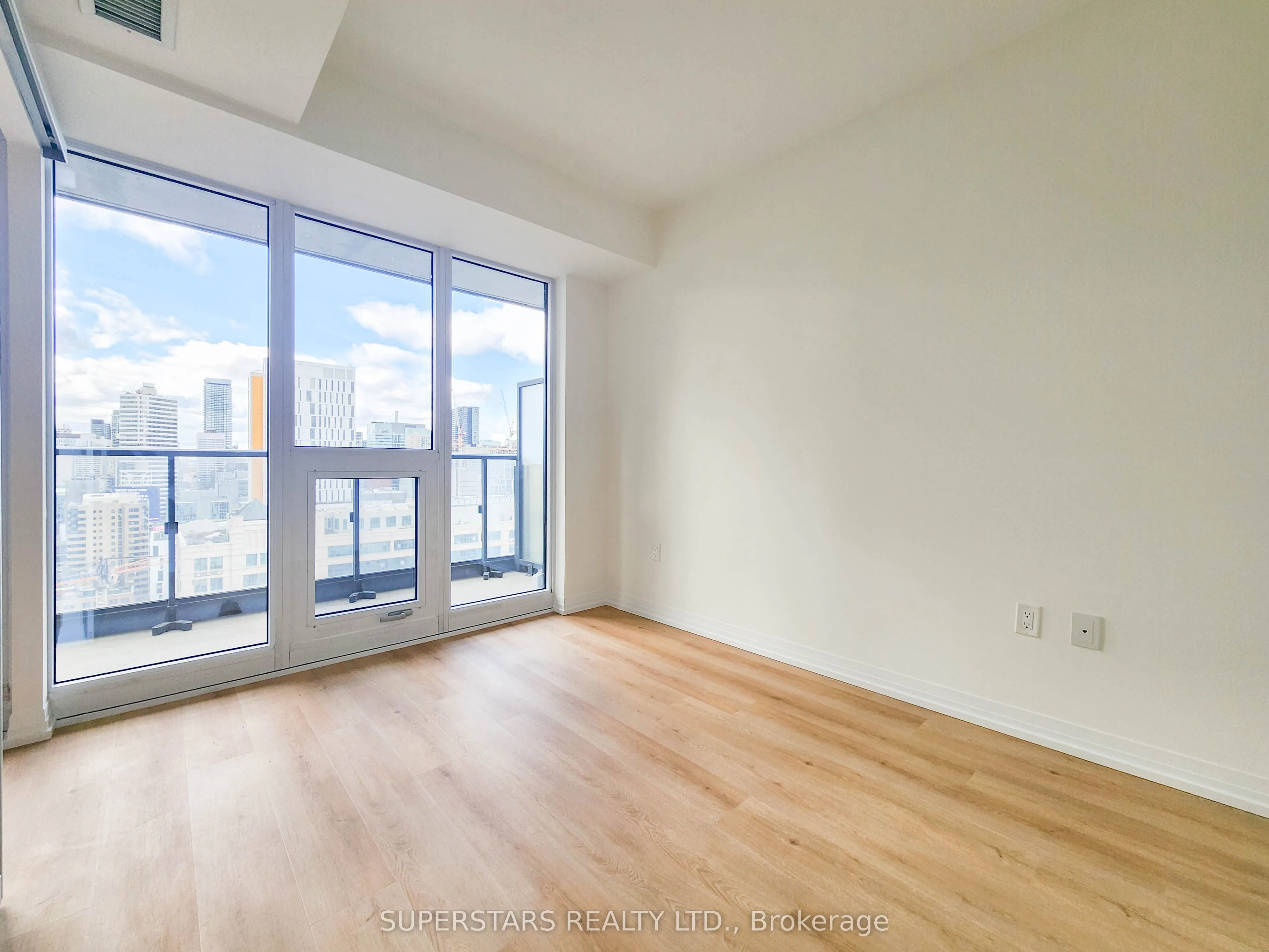 251 Jarvis Street, #2209