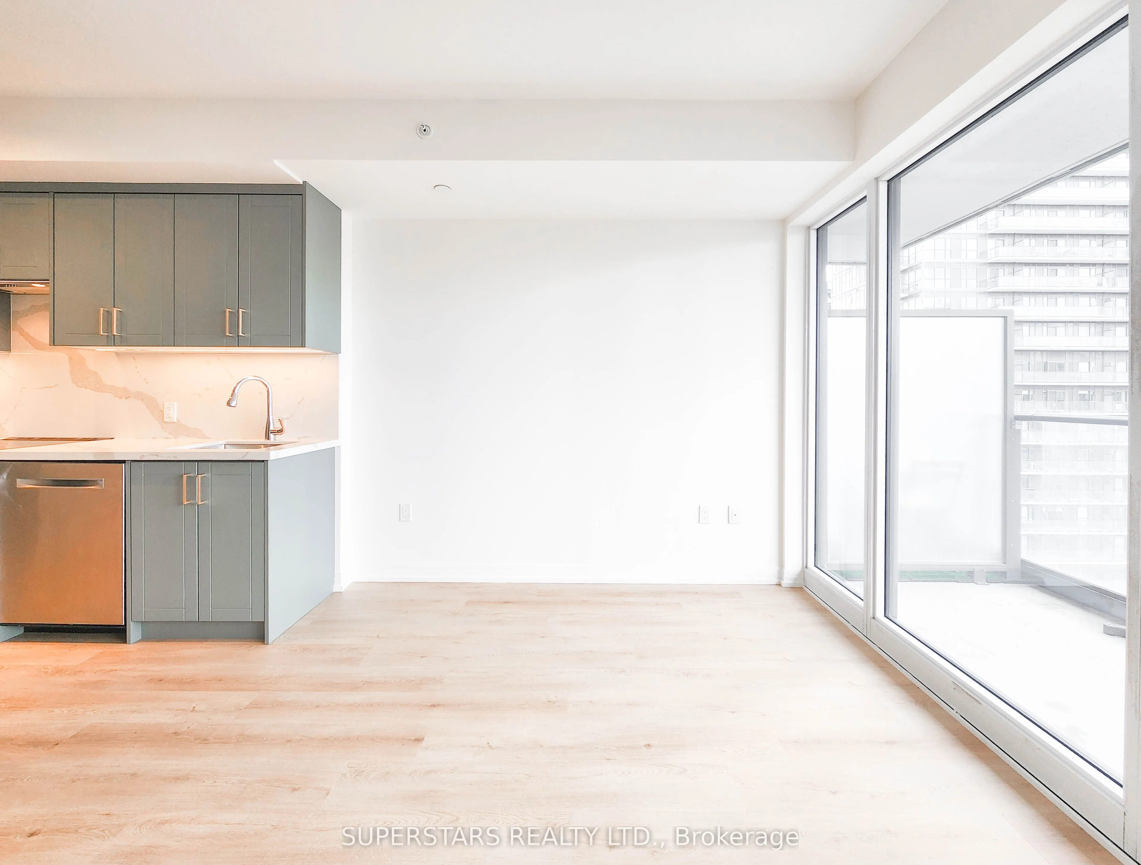 251 Jarvis Street, #2209