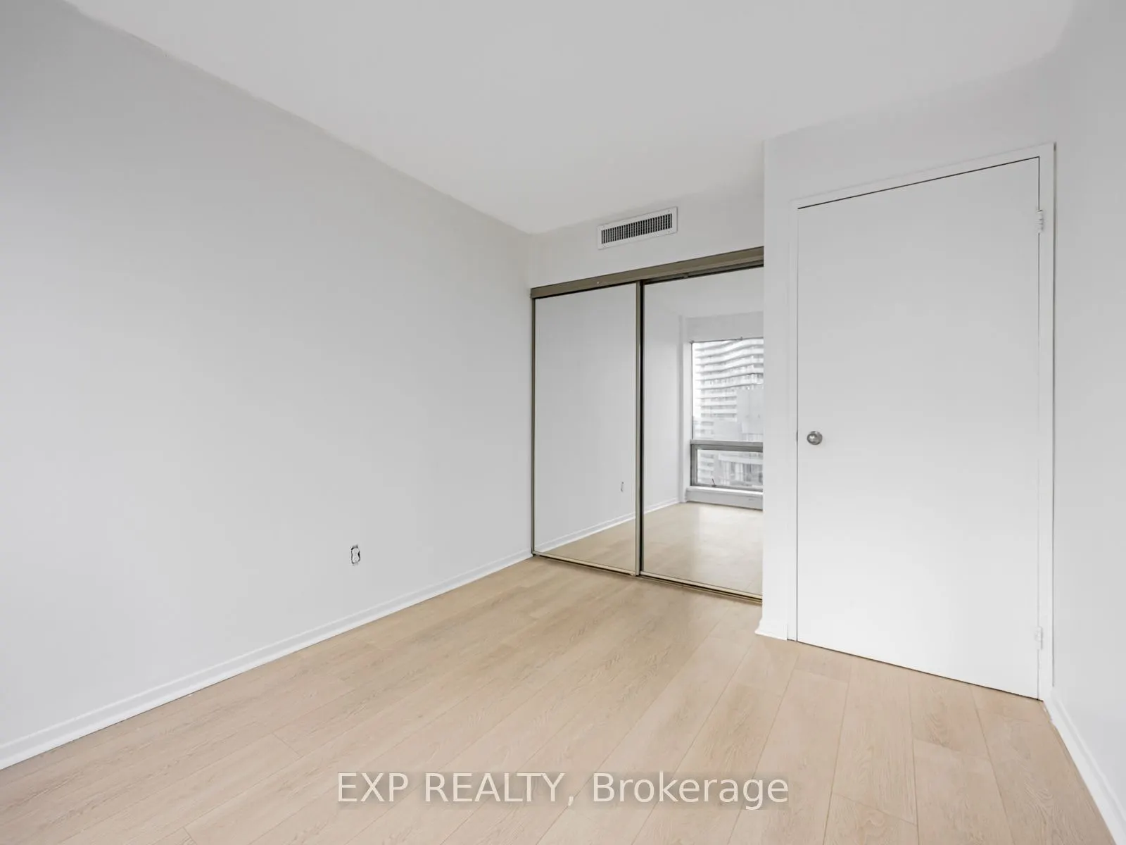 1001 Bay Street, #2908