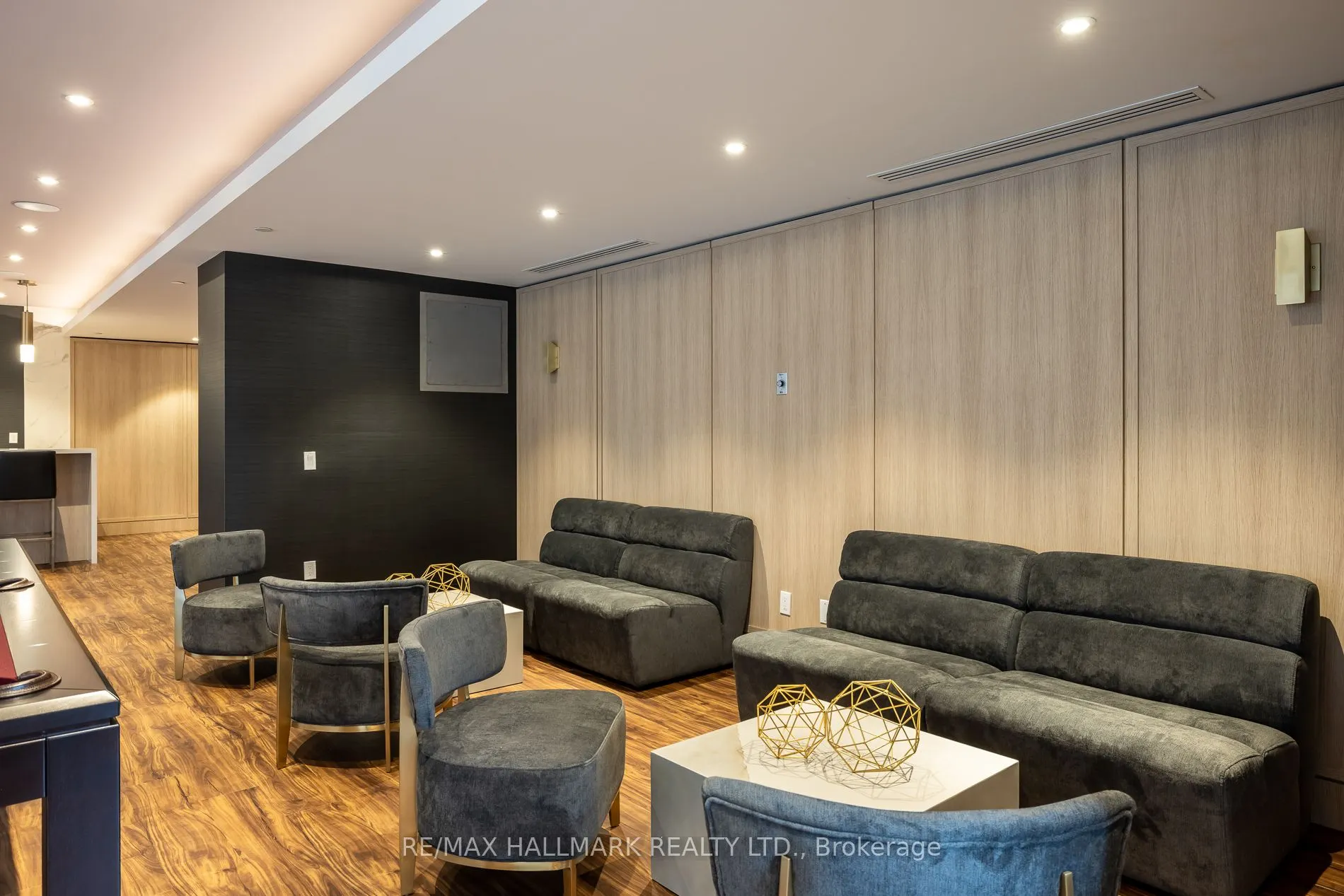 621 Sheppard Avenue E, #306