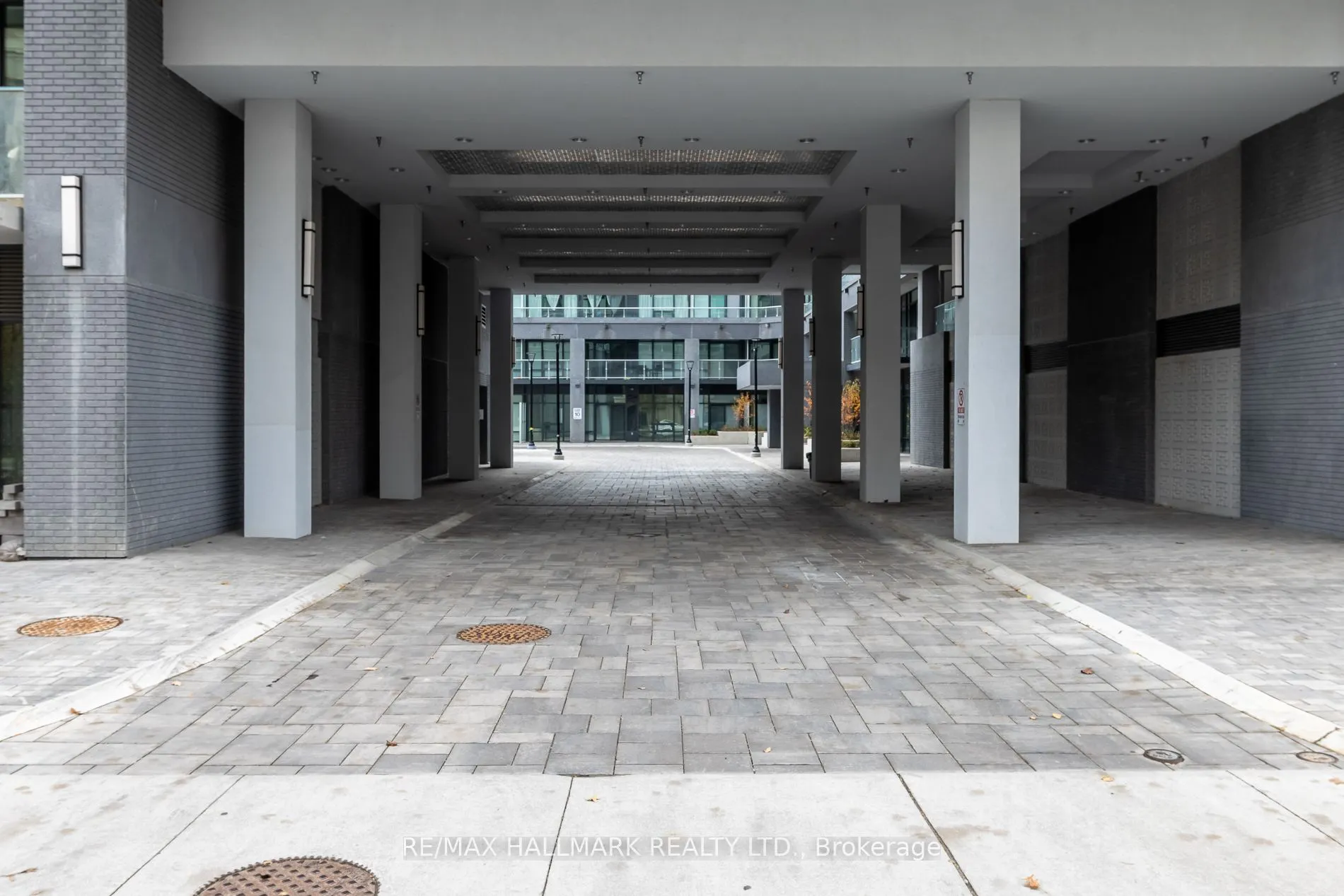 621 Sheppard Avenue E, #306