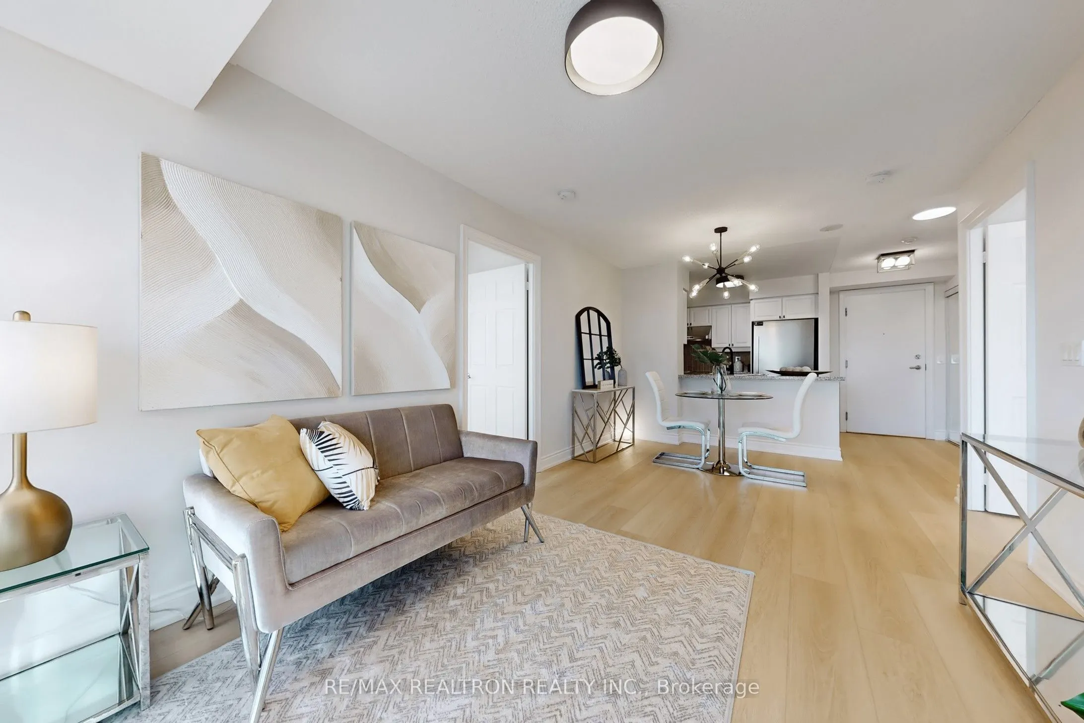 15 Greenview Avenue, #2604