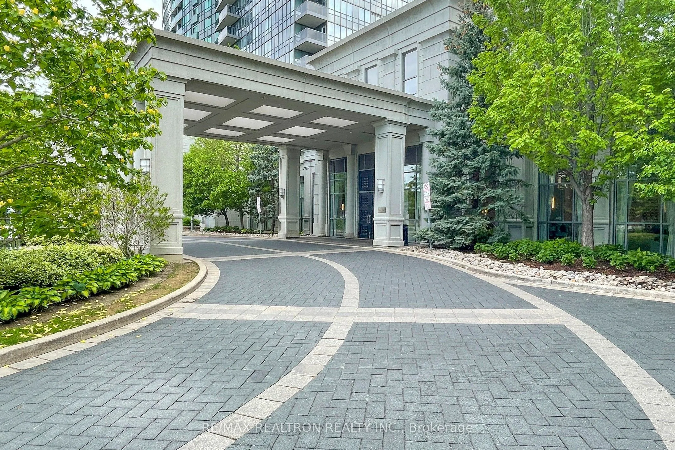 15 Greenview Avenue, #2604