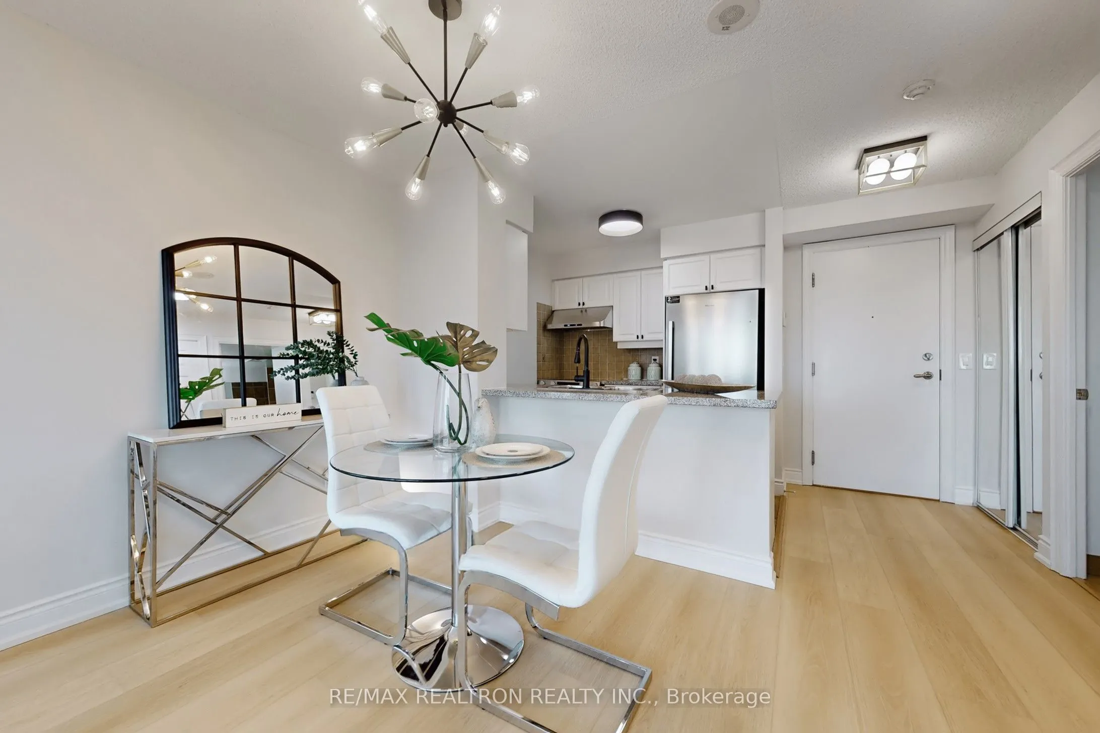 15 Greenview Avenue, #2604