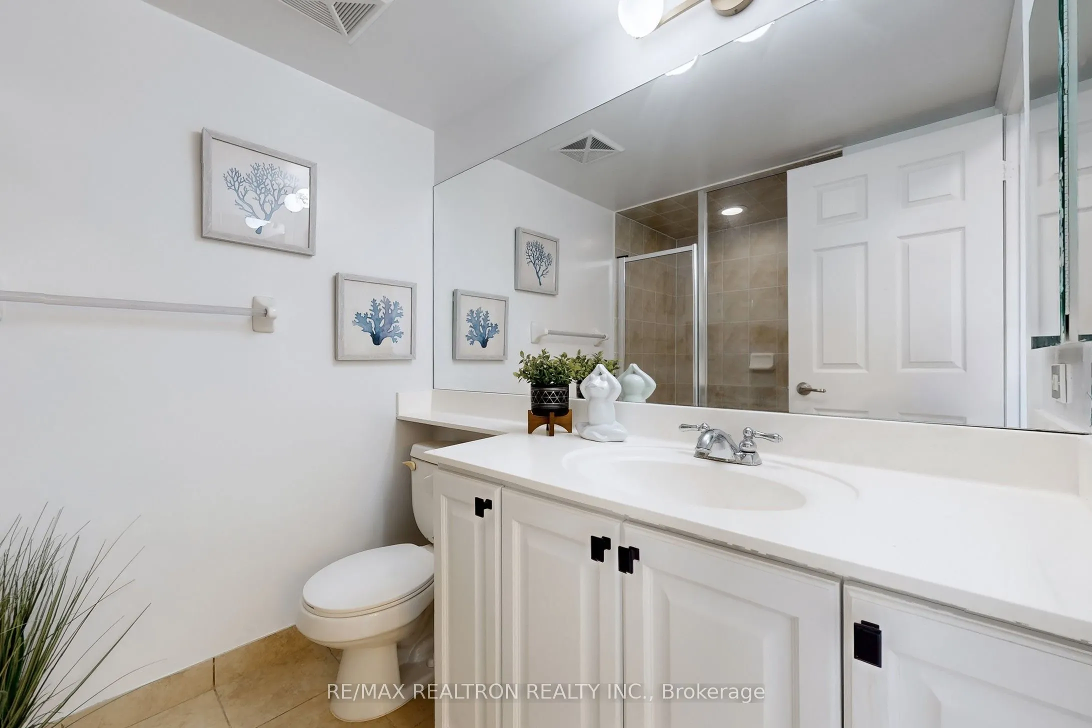 15 Greenview Avenue, #2604