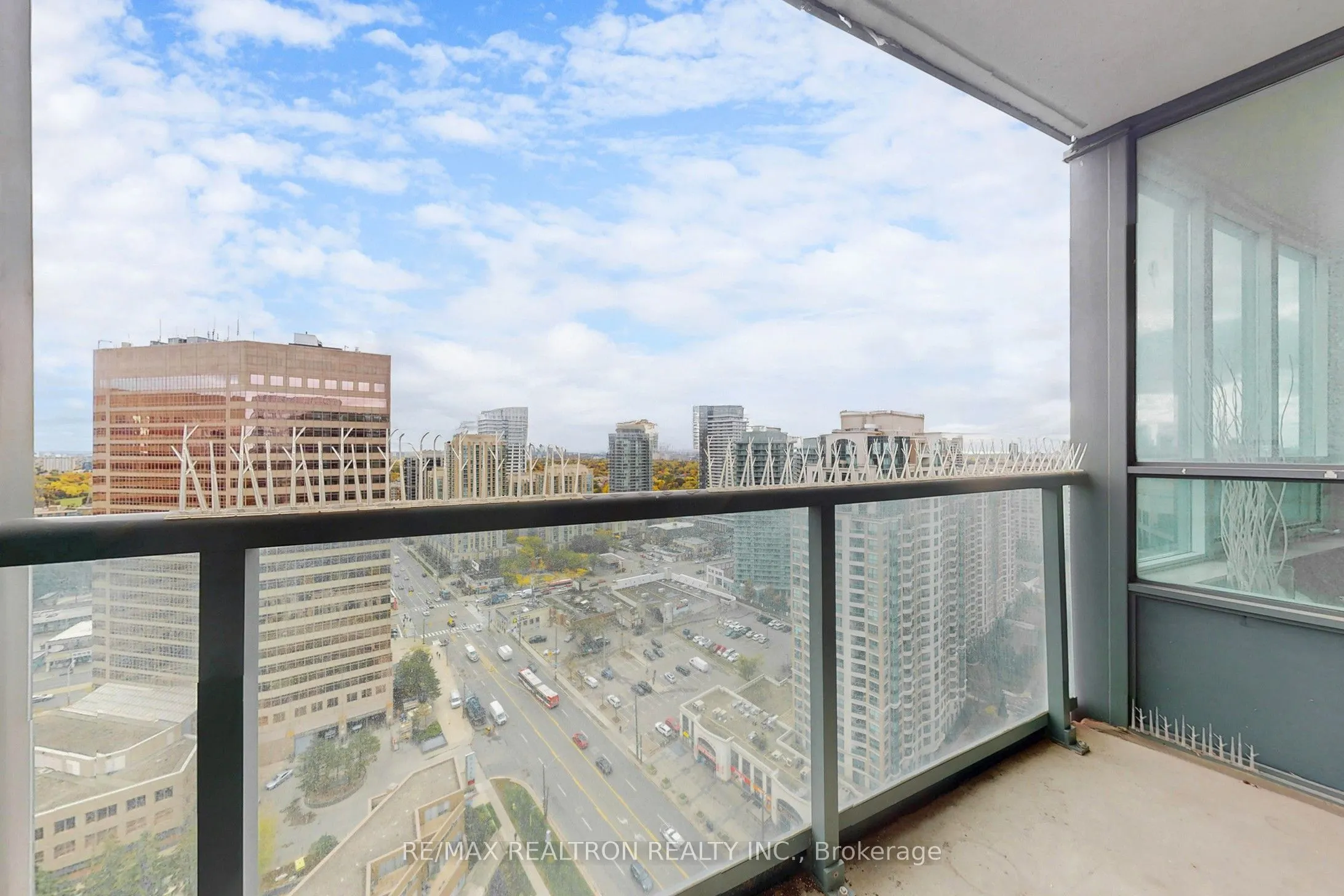 15 Greenview Avenue, #2604