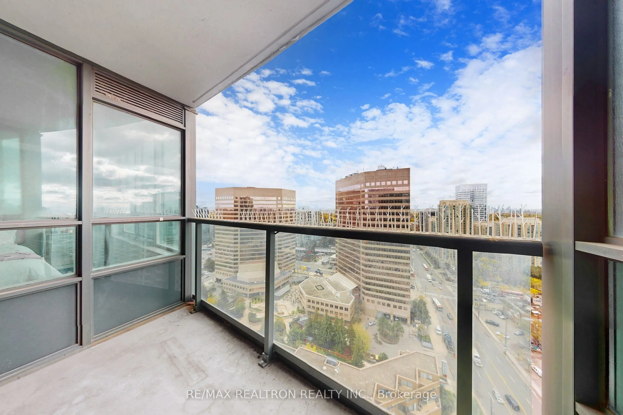 15 Greenview Avenue, #2604