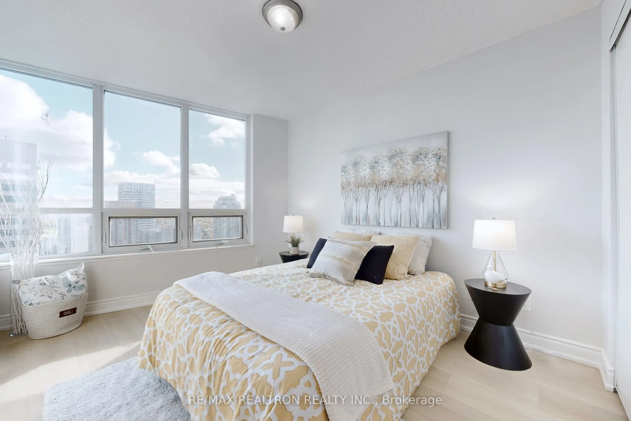 15 Greenview Avenue, #2604