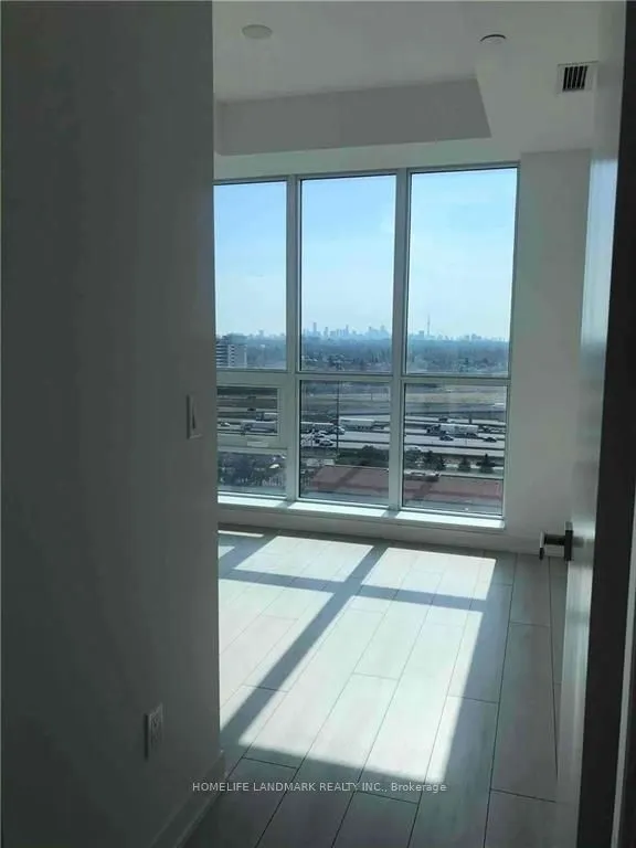 31 Tippett Road E, #1522