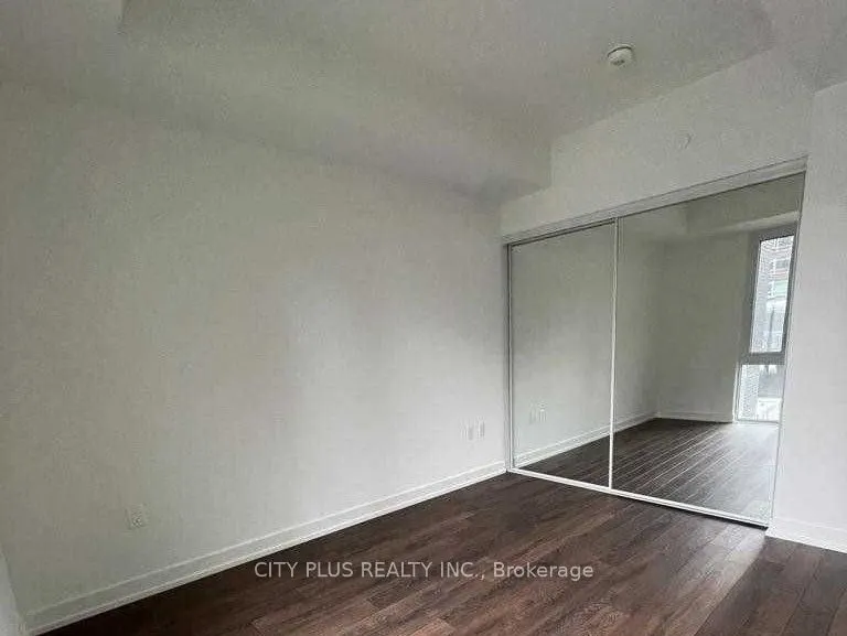 158 Front Street E, #312