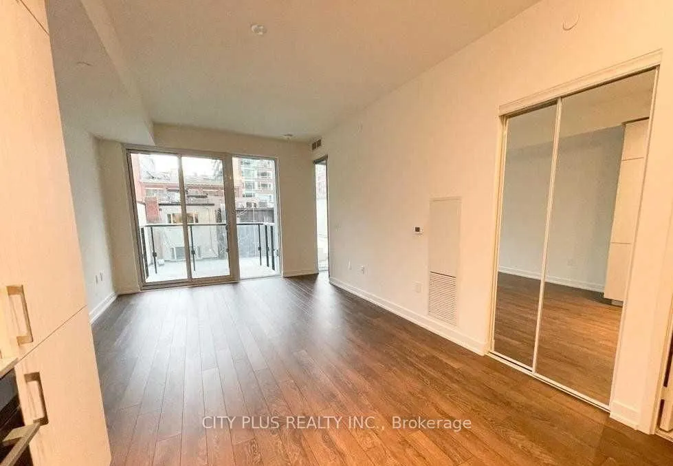 158 Front Street E, #312