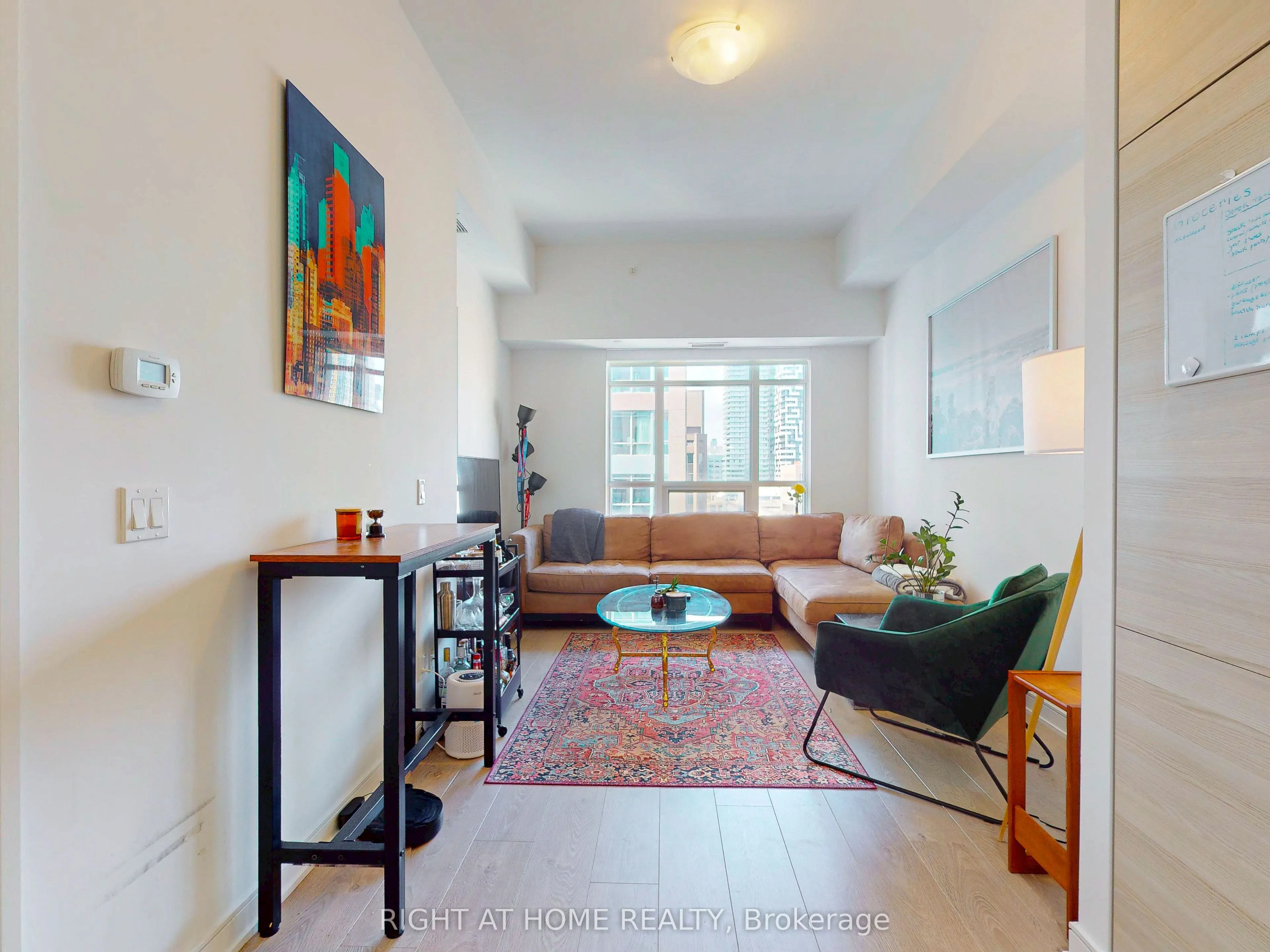 88 Scott Street, #1904