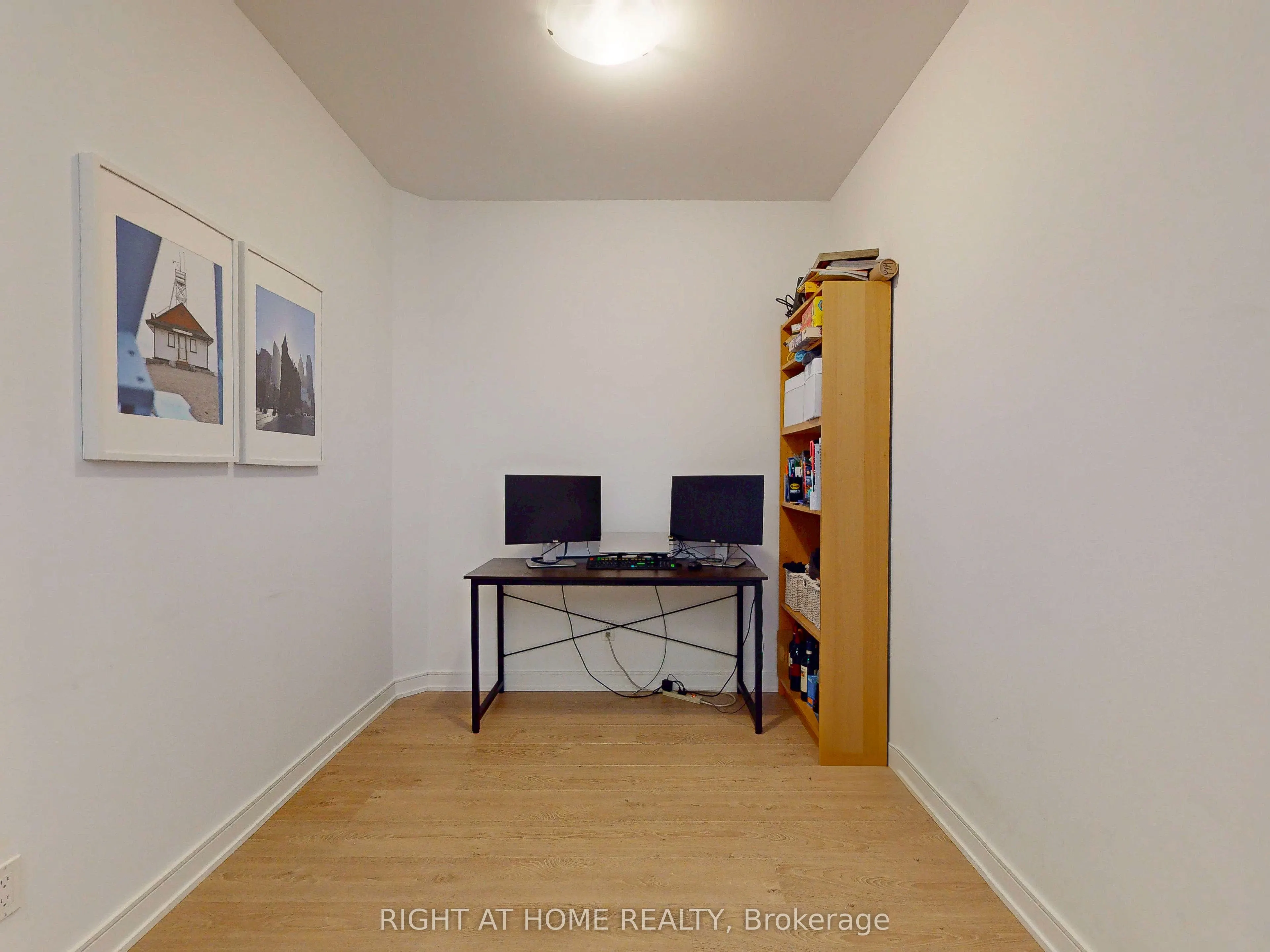 88 Scott Street, #1904