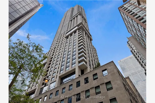 88 Scott Street, #1904