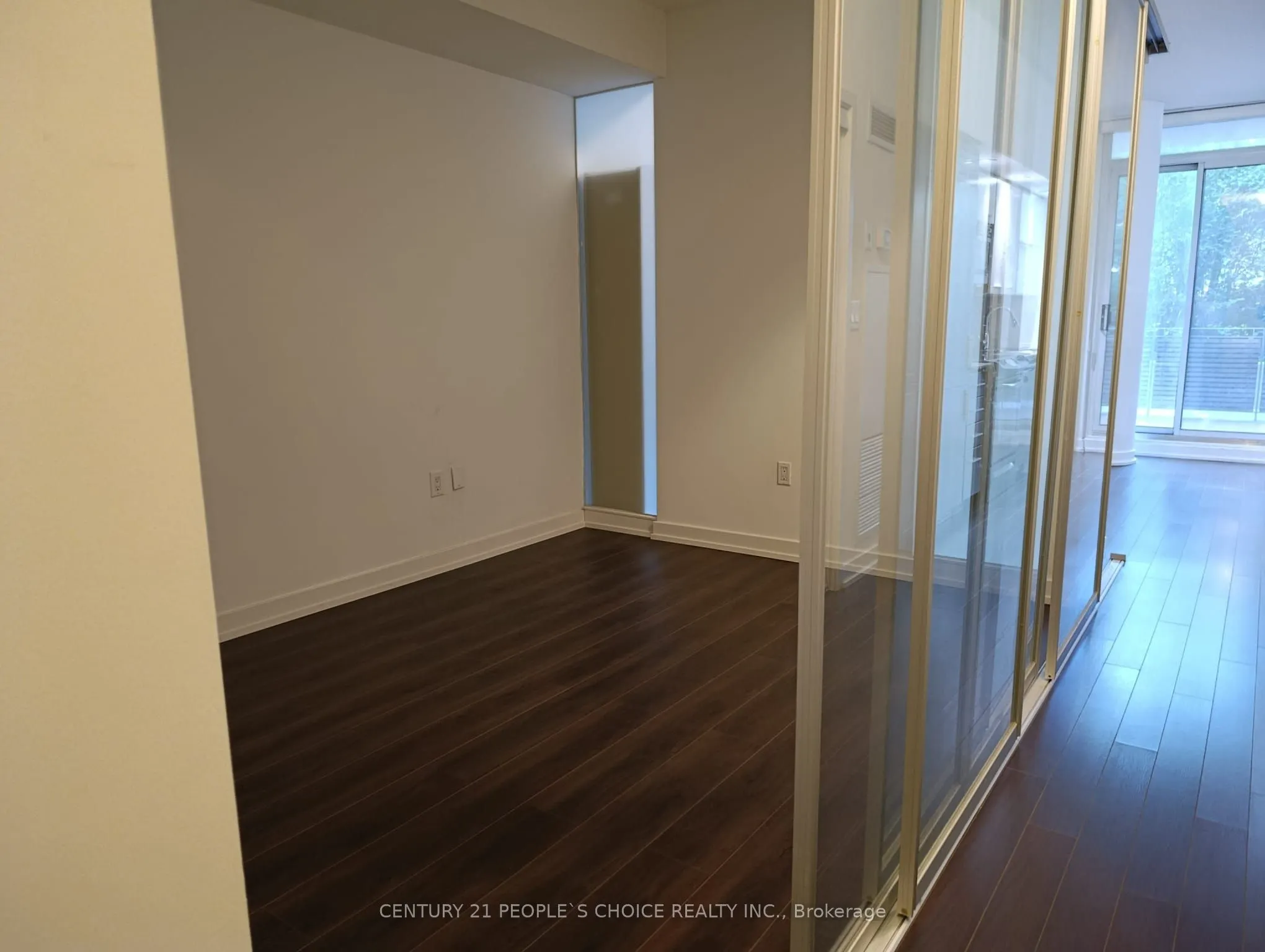 8 Telegram Mews, #235