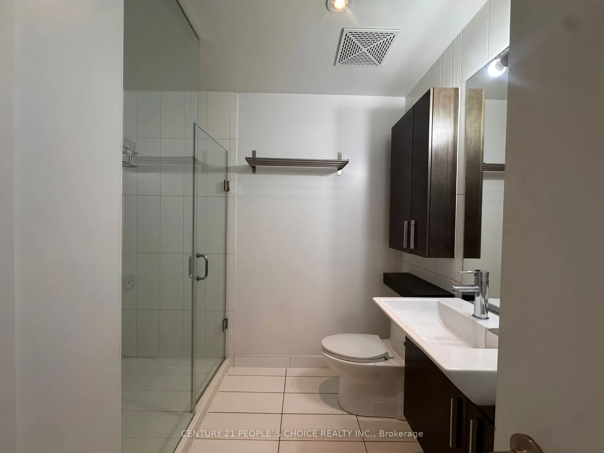 8 Telegram Mews, #235