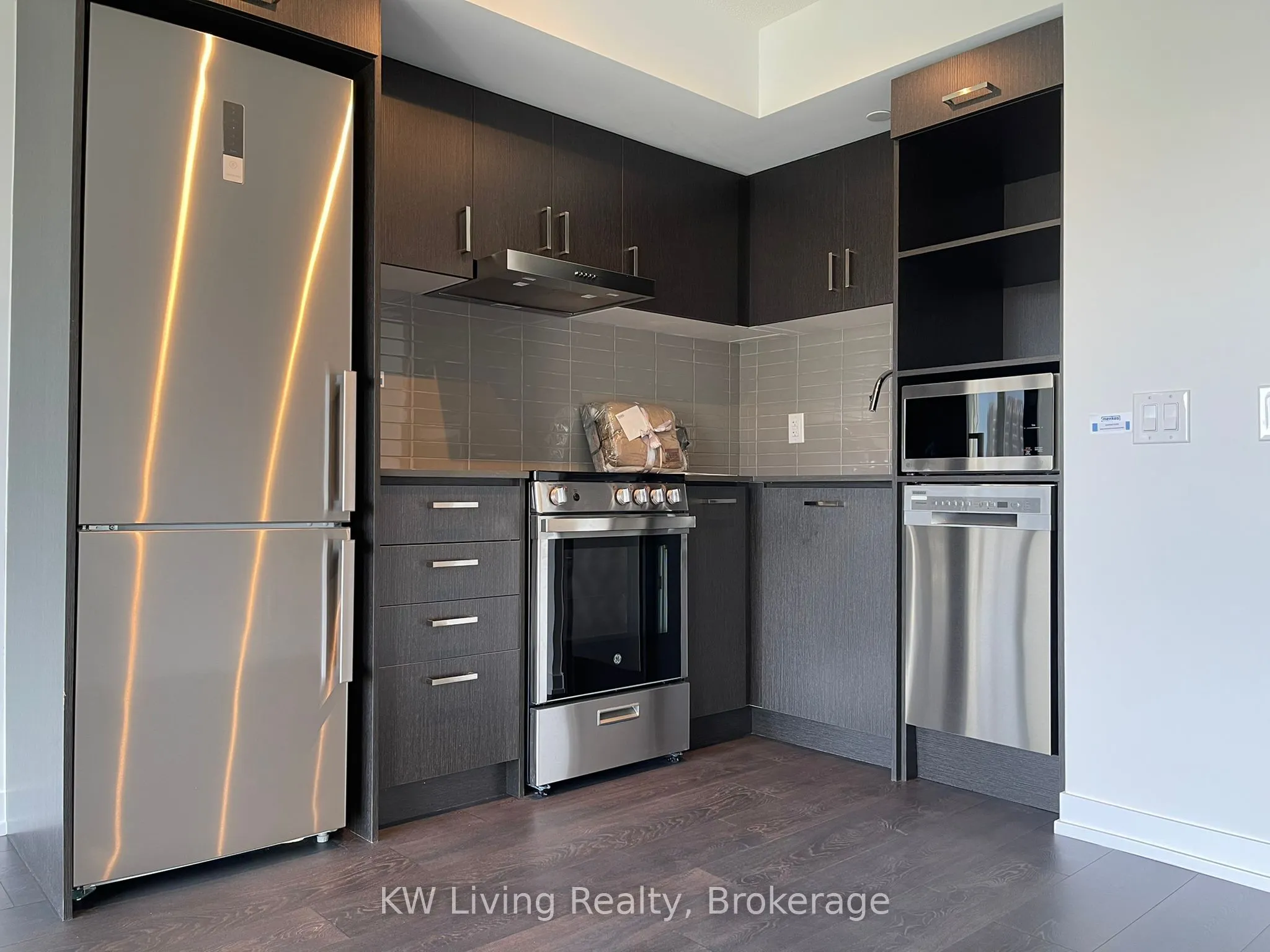 219 Dundas Street E, #2202