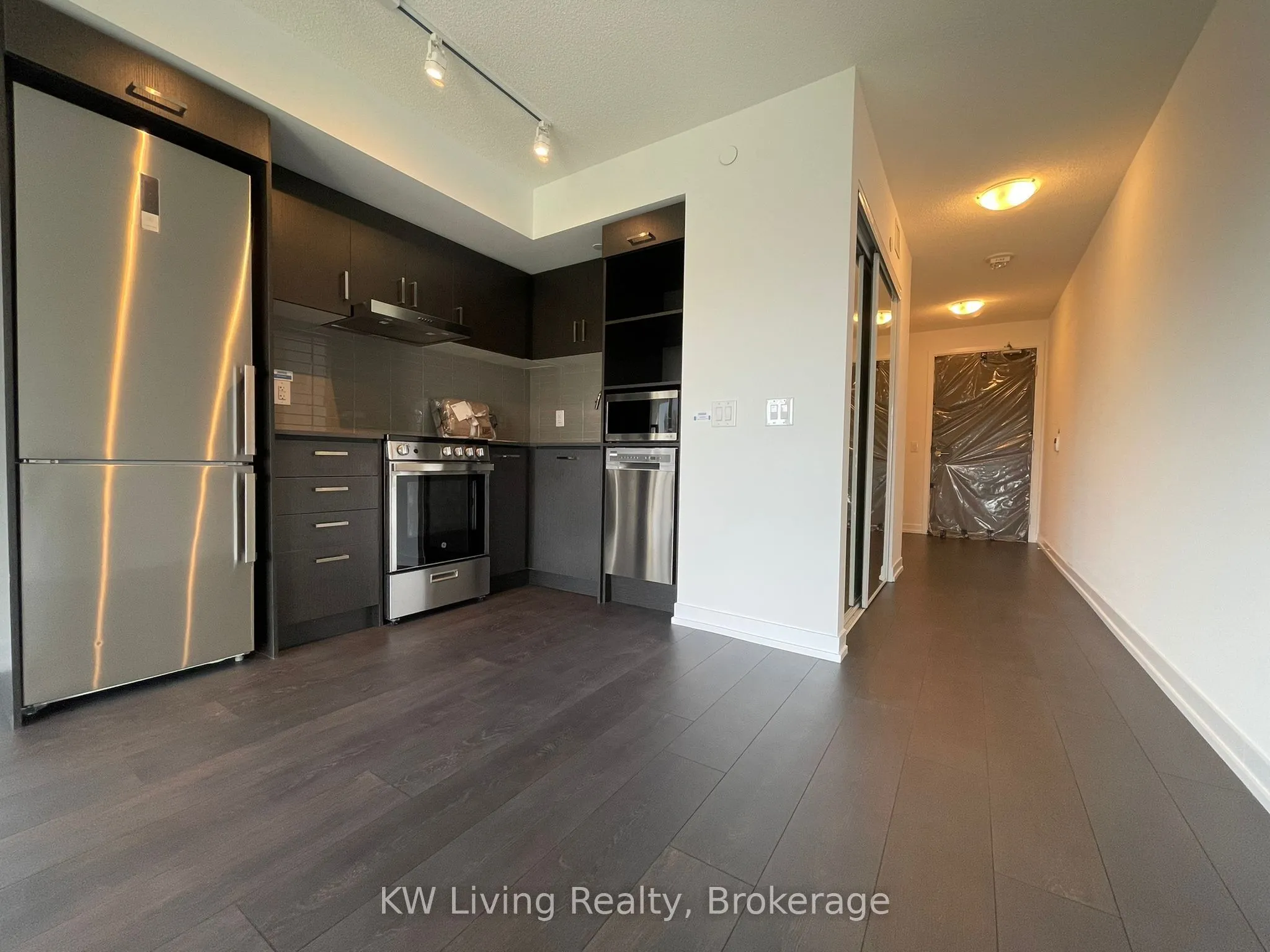 219 Dundas Street E, #2202