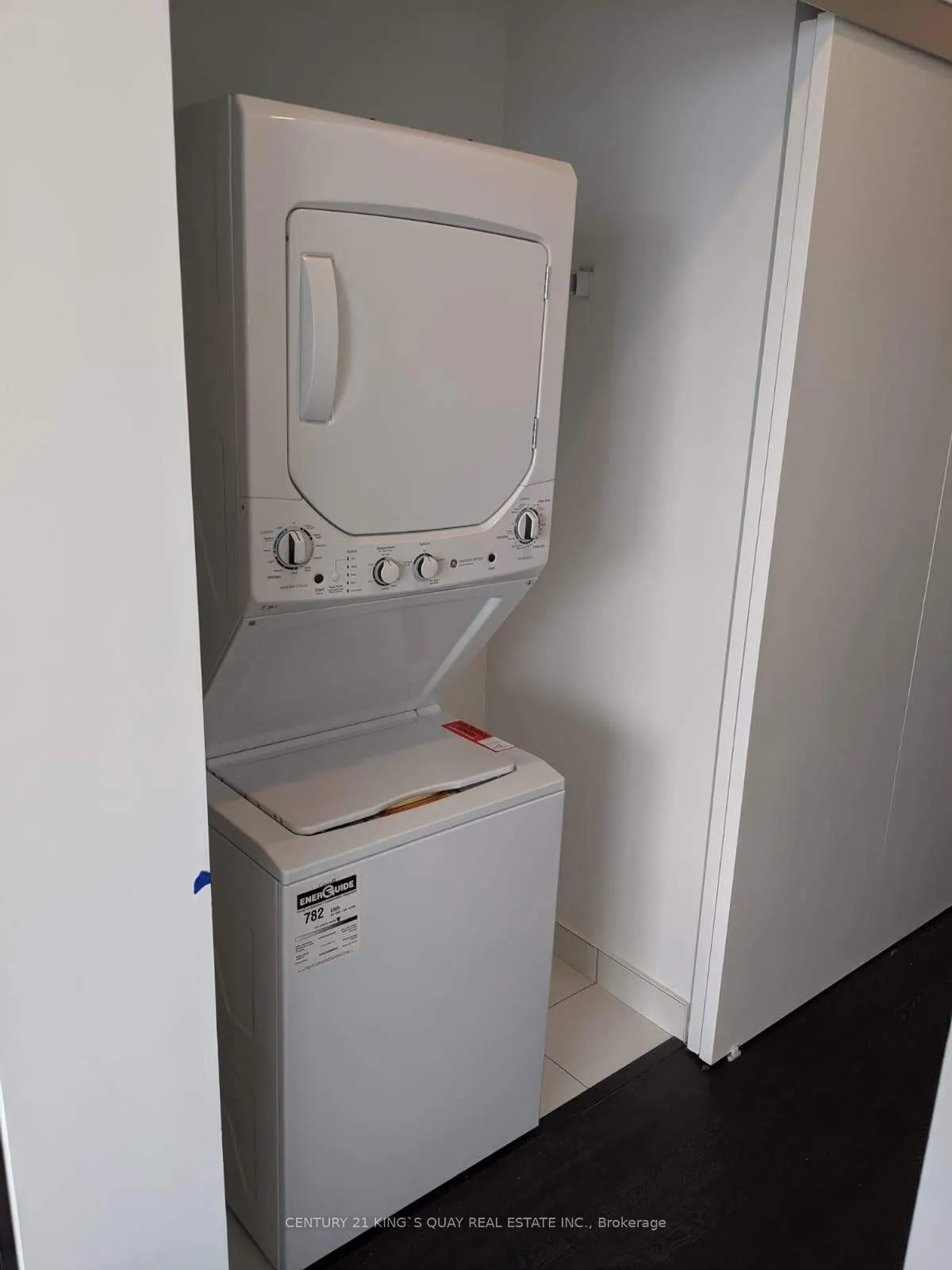 197 Yonge Street, #2903