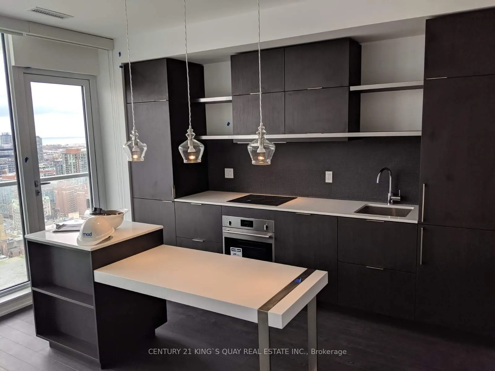 197 Yonge Street, #2903