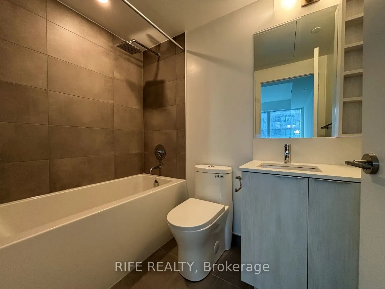 8 Wellesley Street W, #2316