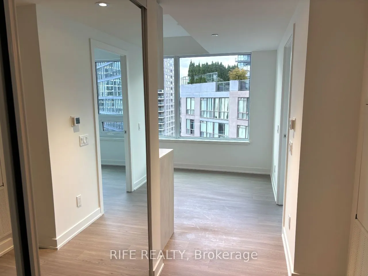 8 Wellesley Street W, #2316