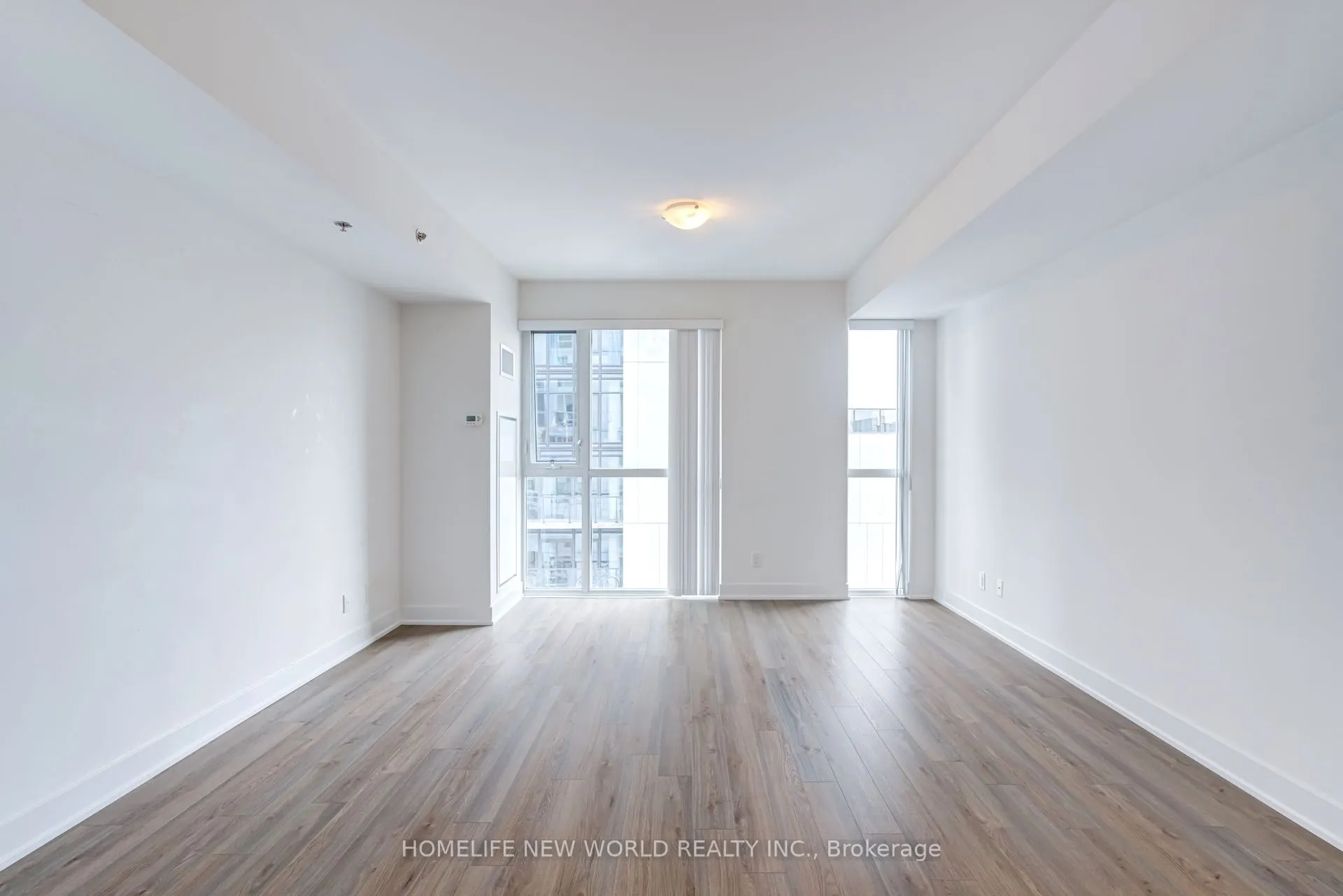 318 Richmond Street W, #2410