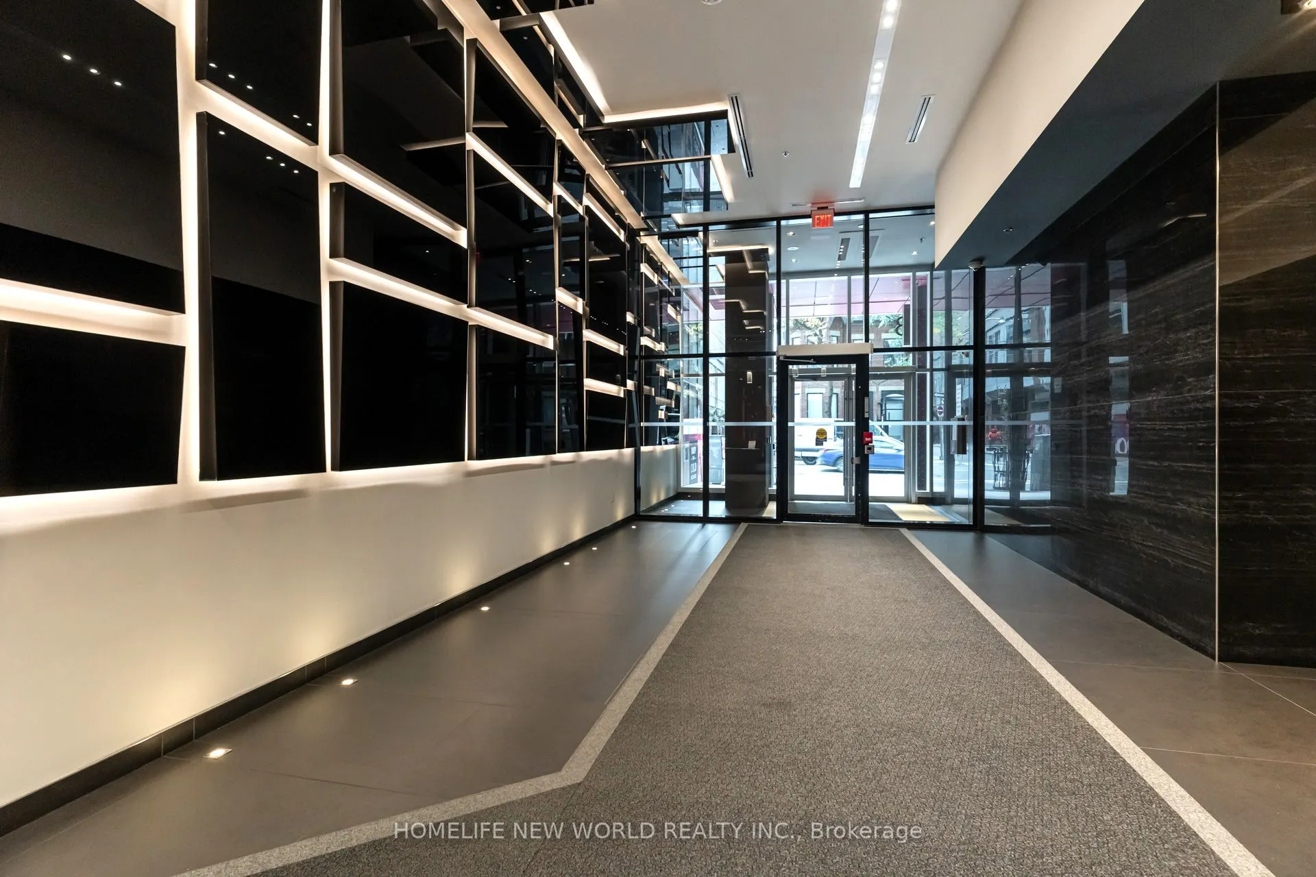 318 Richmond Street W, #2410