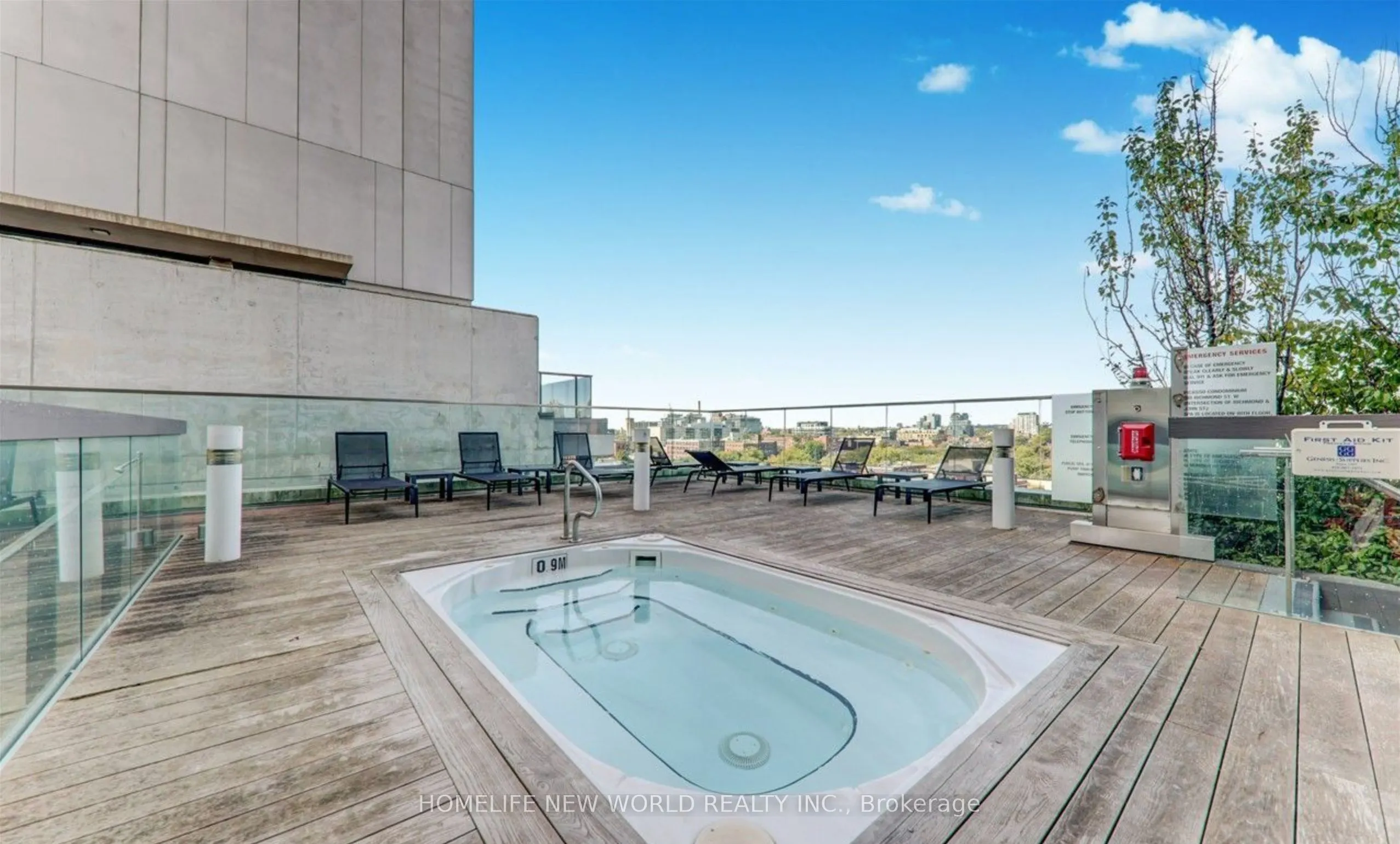 318 Richmond Street W, #2410