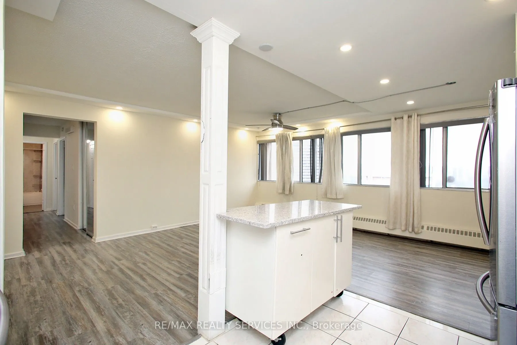 10 Sunny Glen Way, #2007