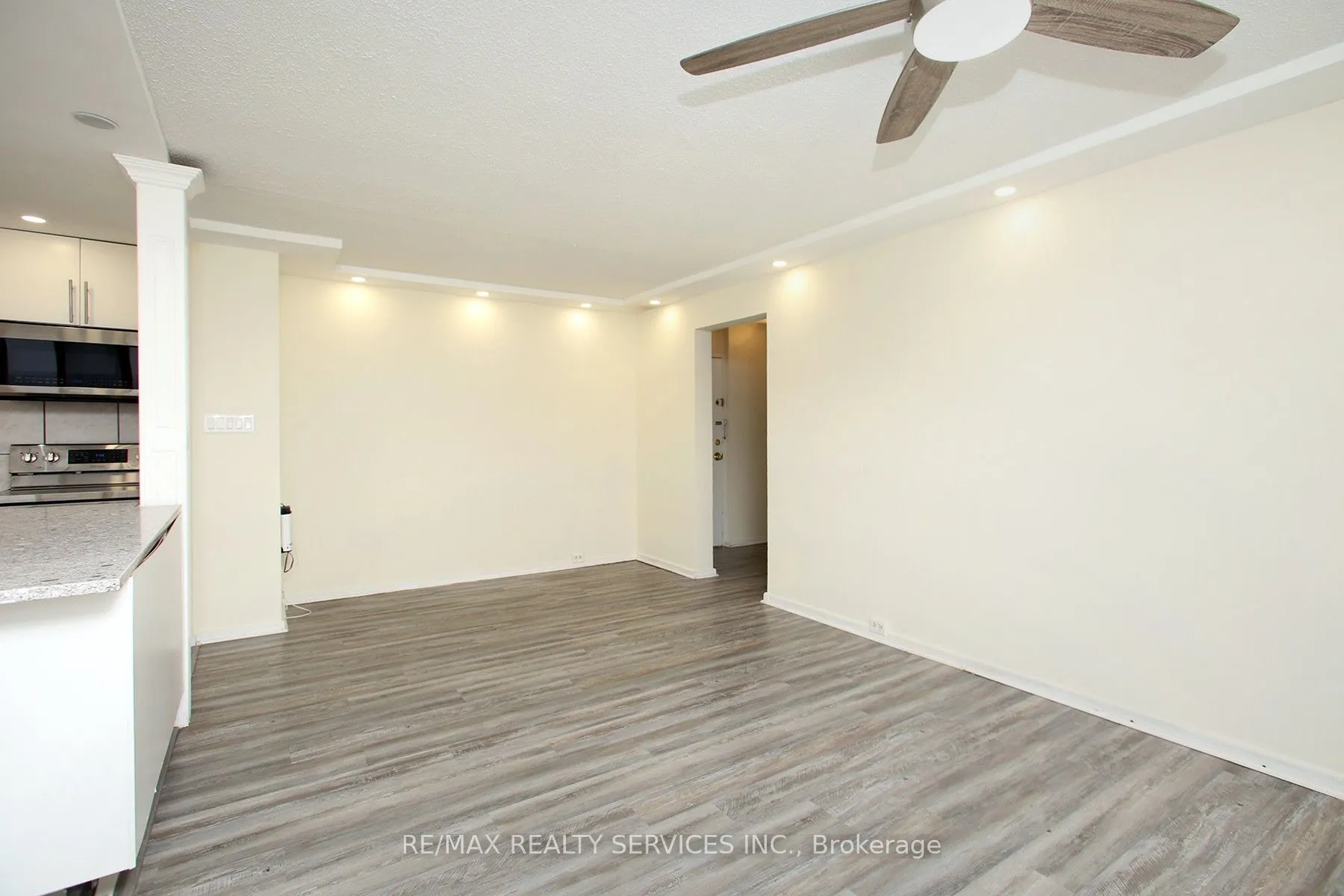 10 Sunny Glen Way, #2007