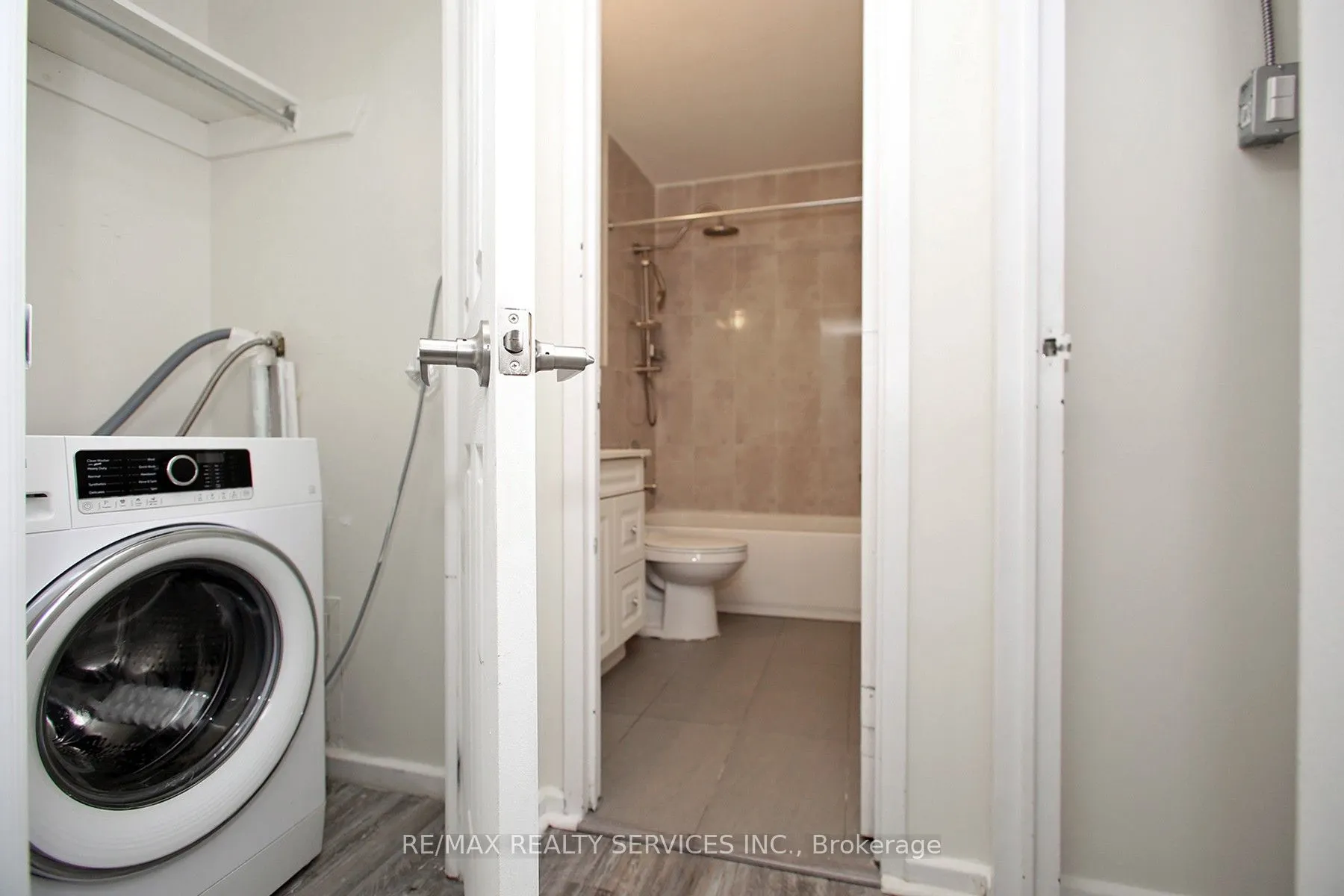 10 Sunny Glen Way, #2007