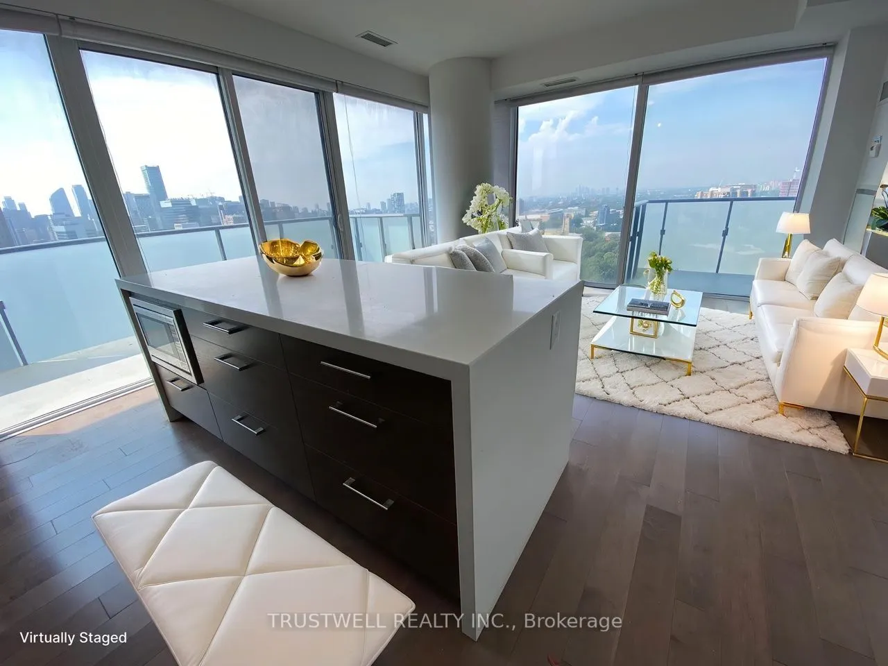 1080 Bay Street, #2404