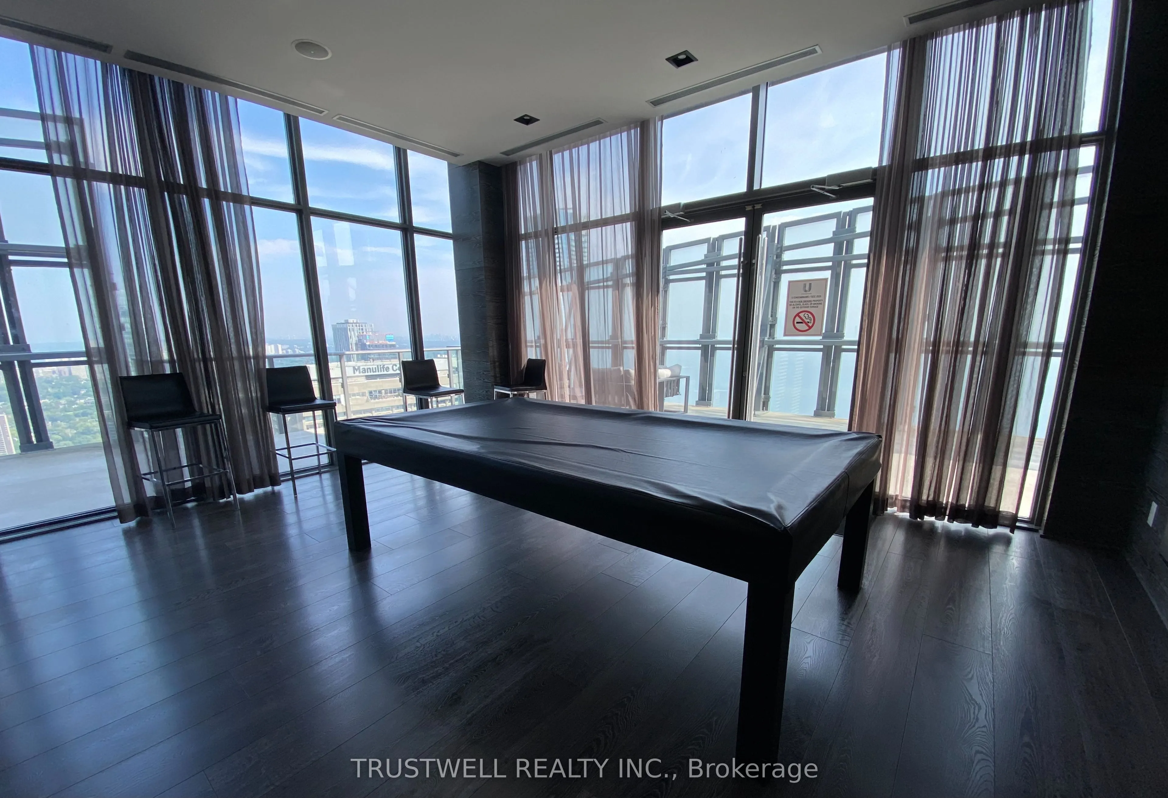 1080 Bay Street, #2404