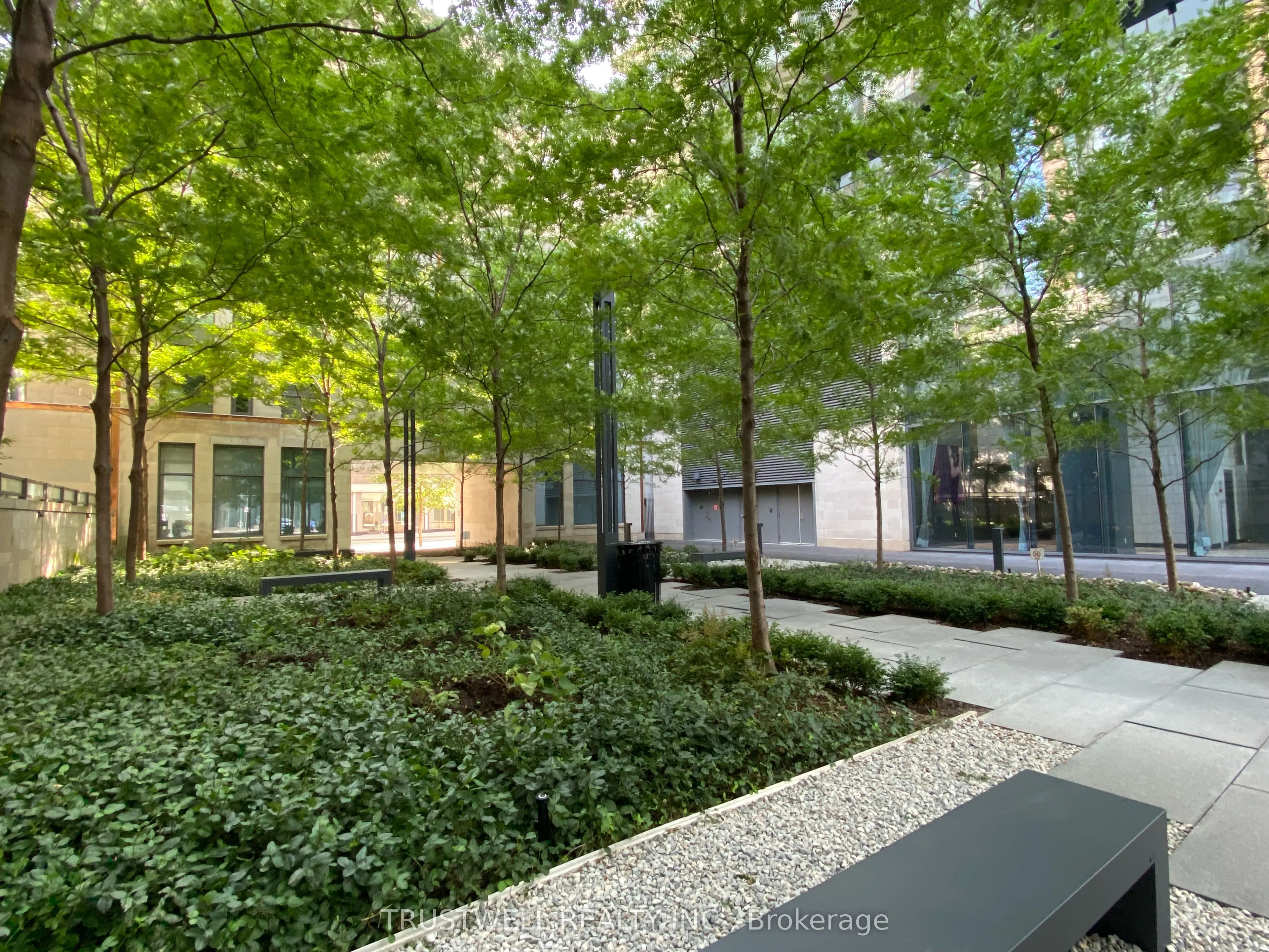 1080 Bay Street, #2404