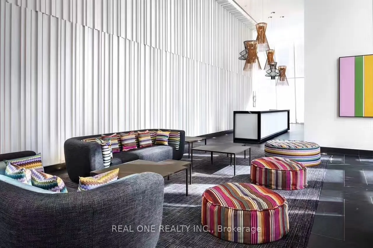 42 Charles Street E, #3903