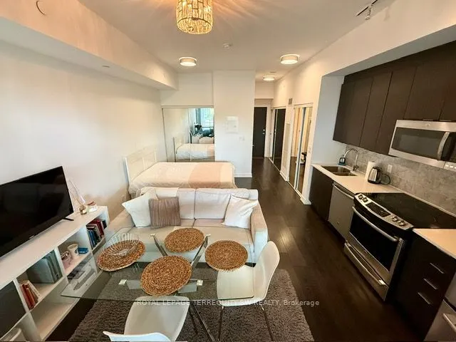 50 Bruyeres Mews, #208