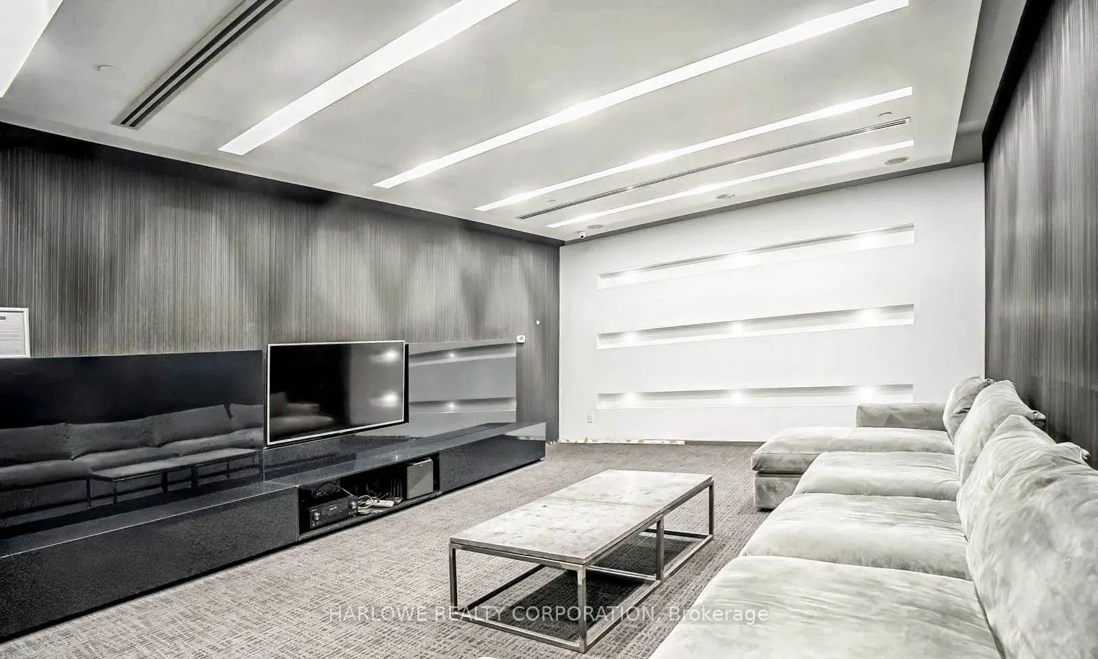 1030 King Street, #1222