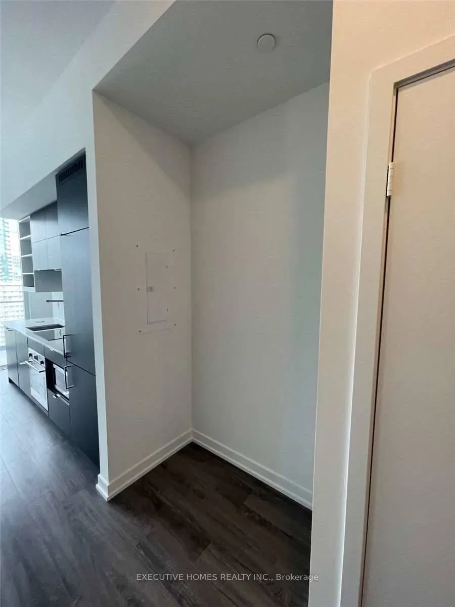 20 Edward Street, #2120