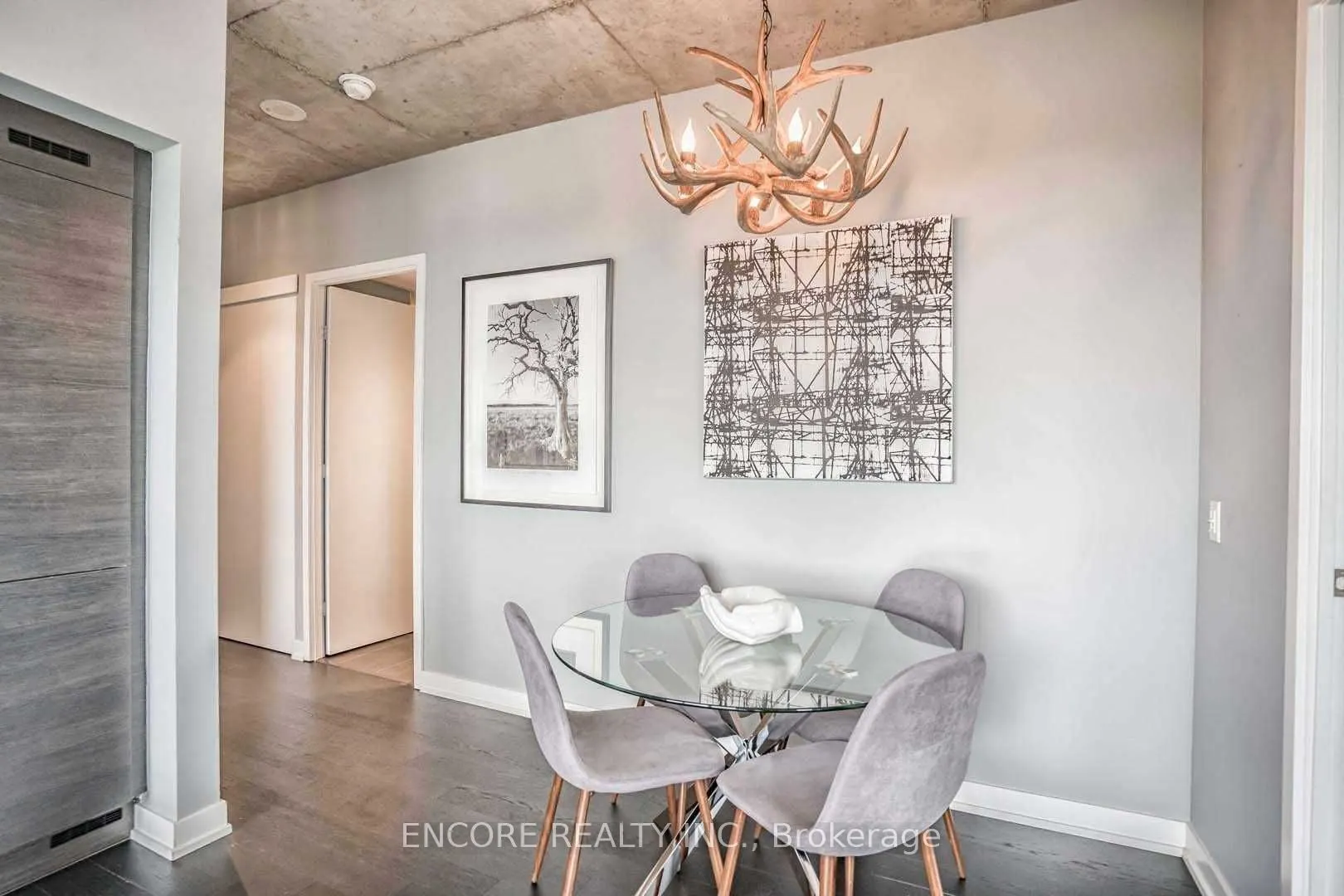 1030 King Street W, #Lph03