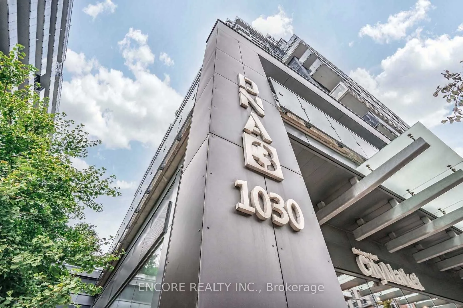 1030 King Street W, #Lph03