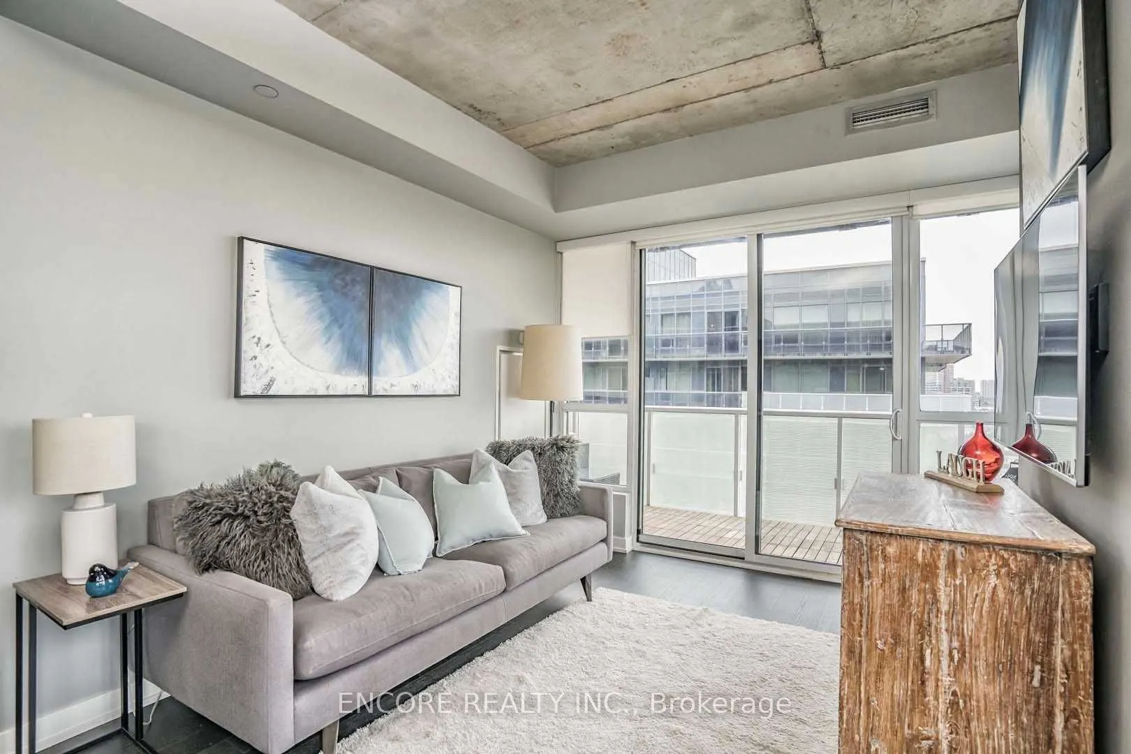 1030 King Street W, #Lph03