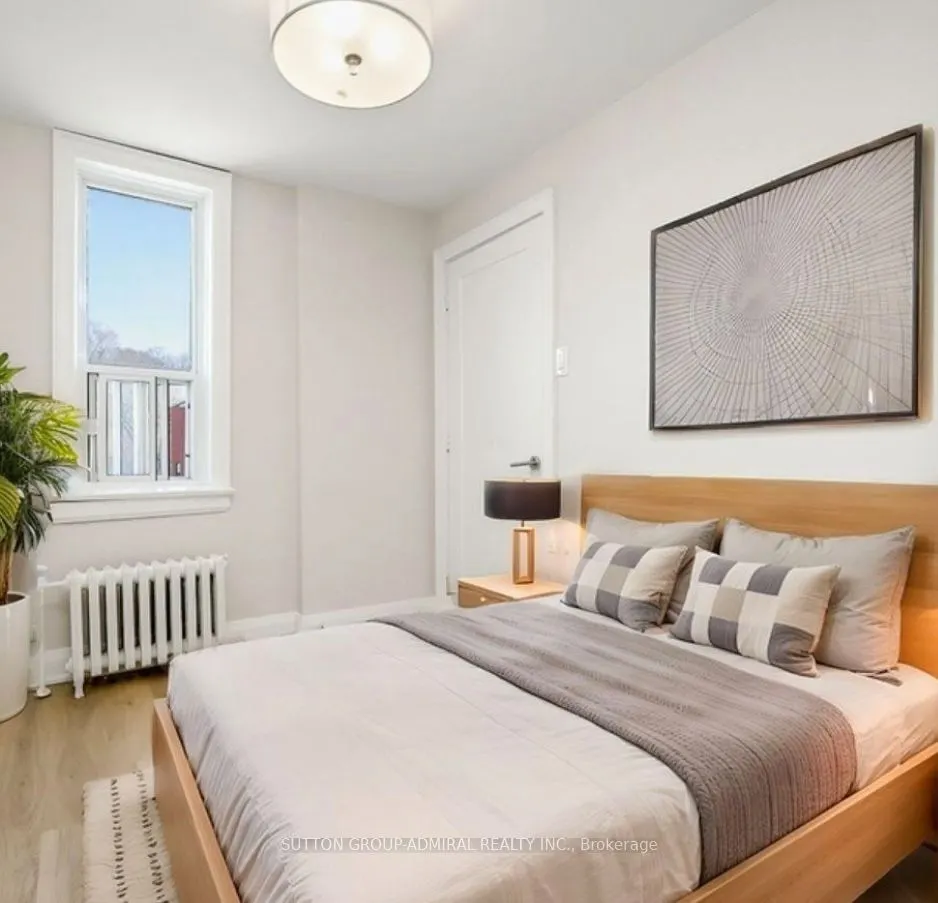 448 Spadina Road, #103