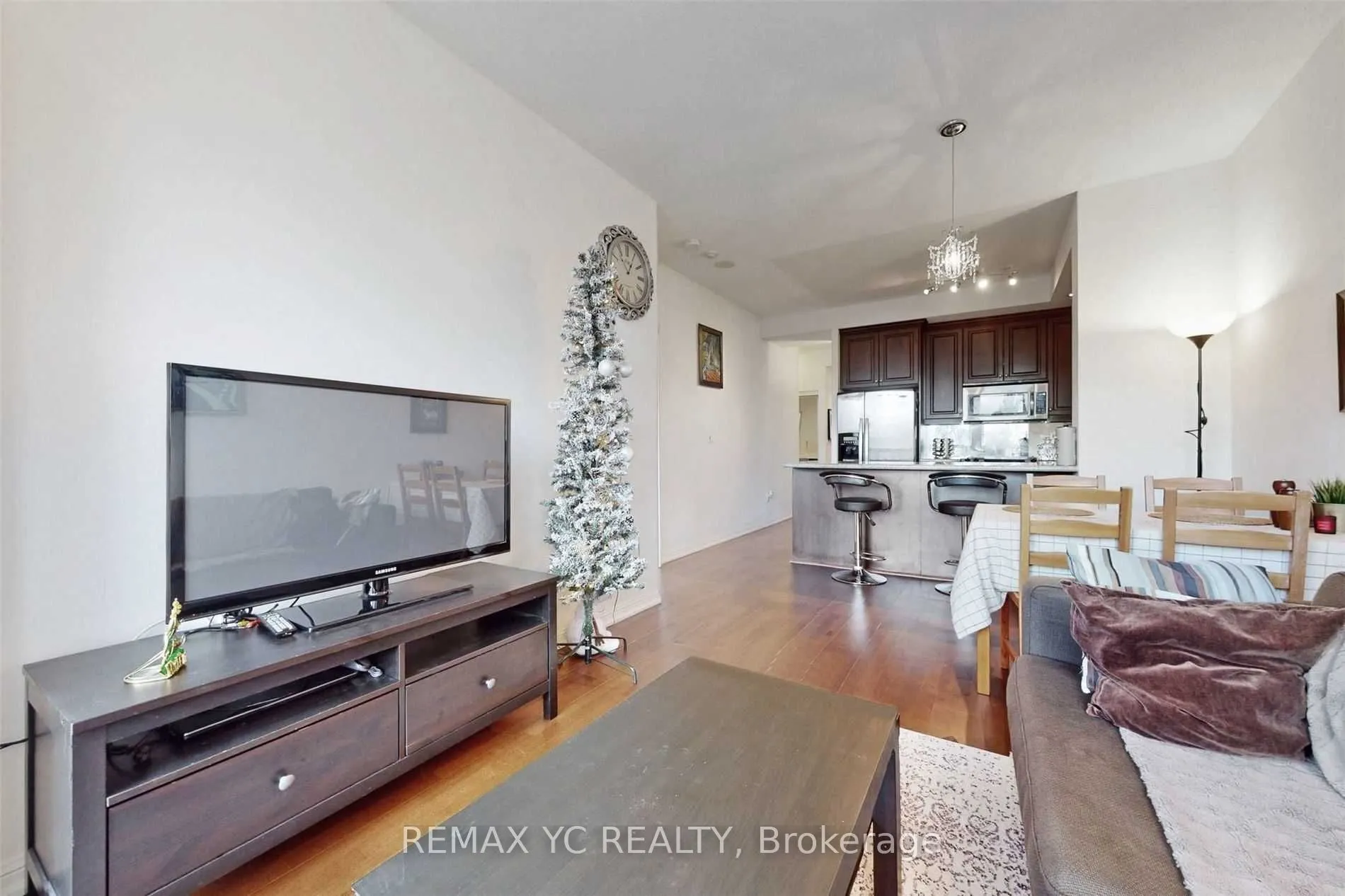 628 Fleet Street, #413