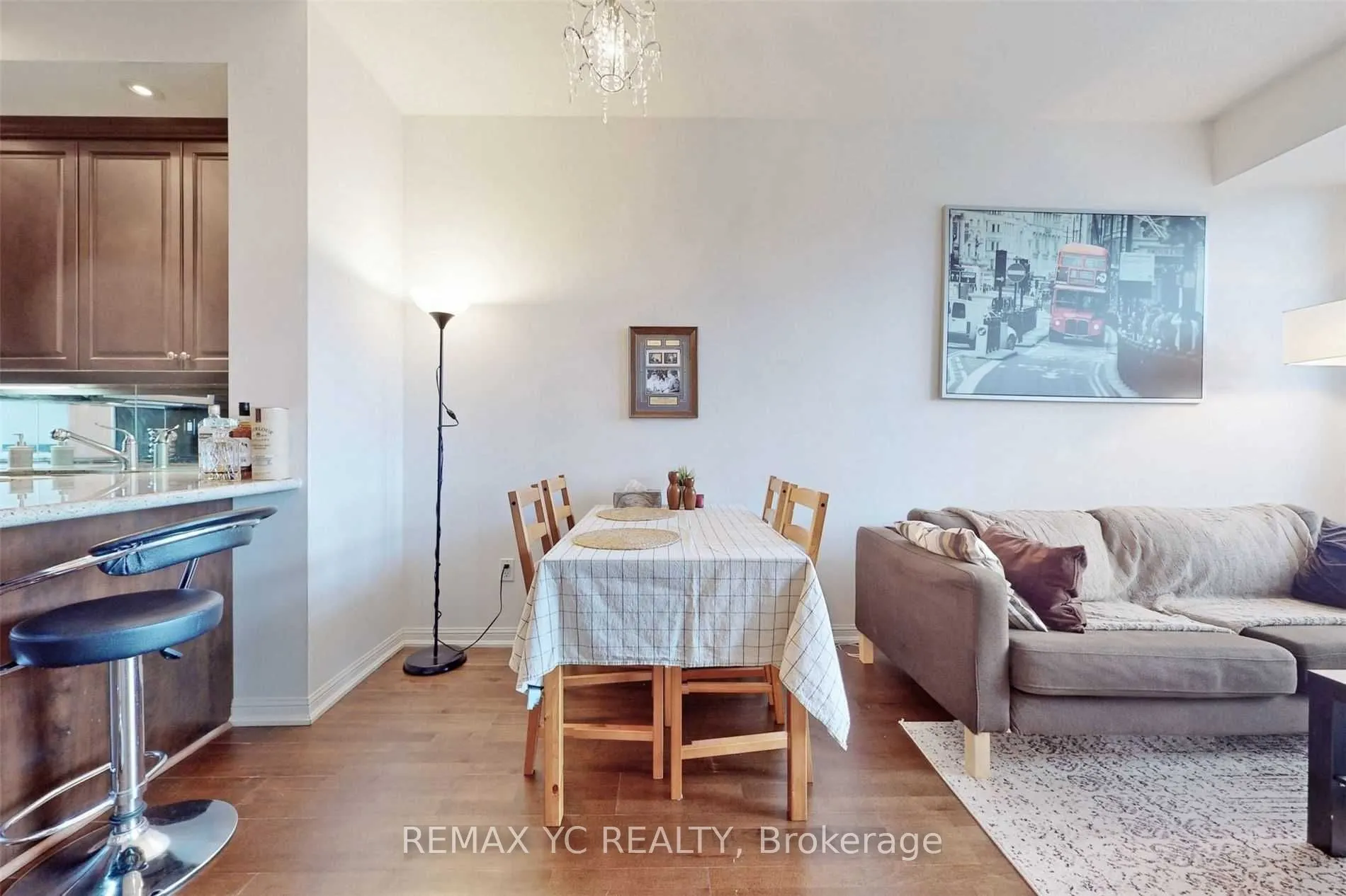 628 Fleet Street, #413