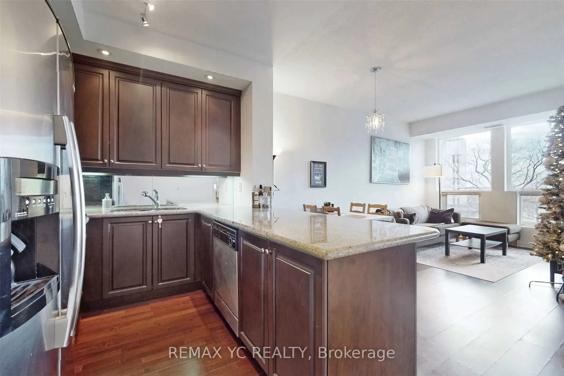 628 Fleet Street, #413