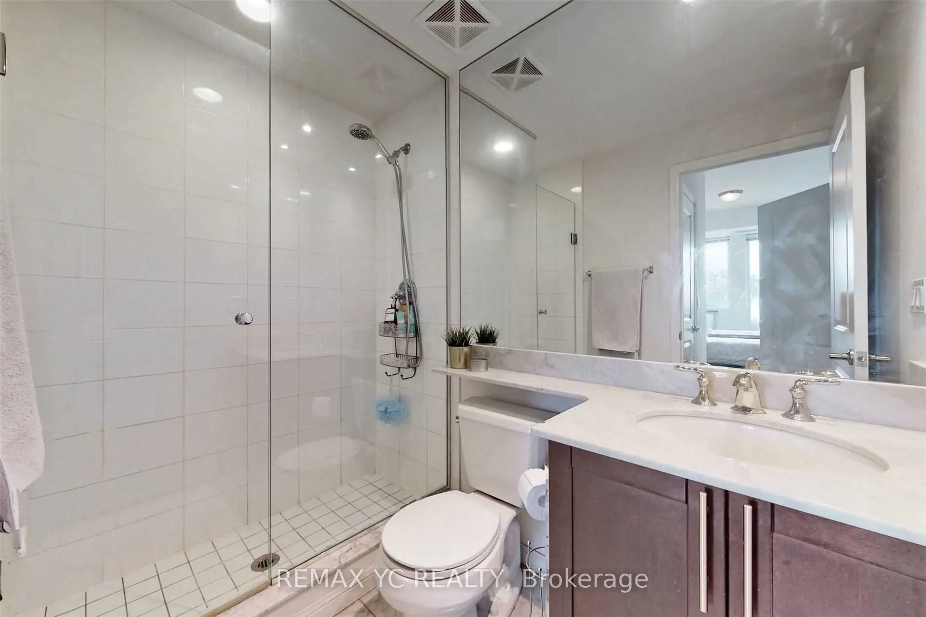 628 Fleet Street, #413