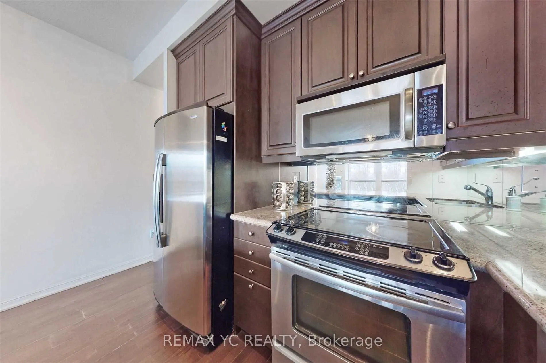 628 Fleet Street, #413